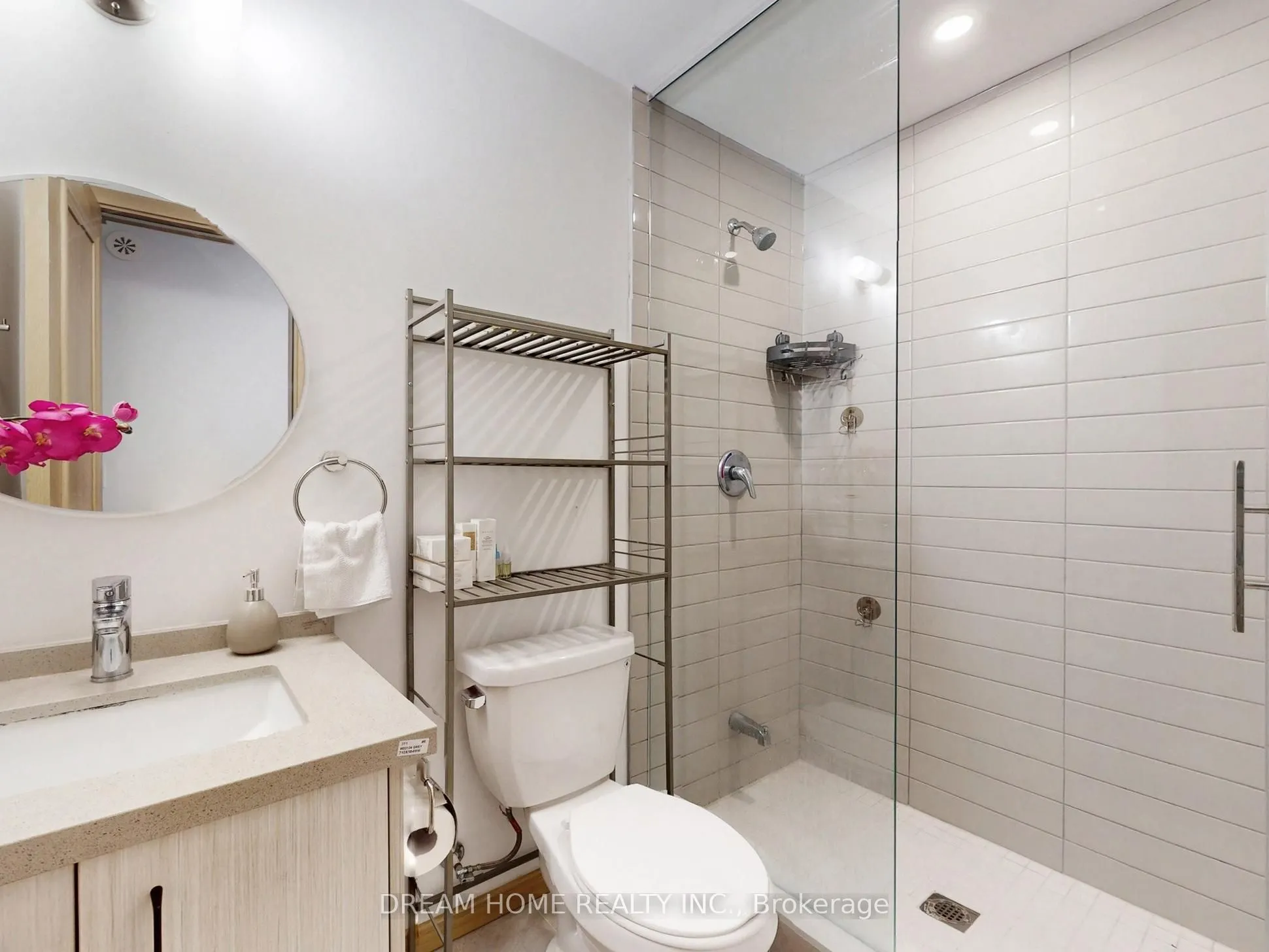 3425 Sheppard Avenue E, #205