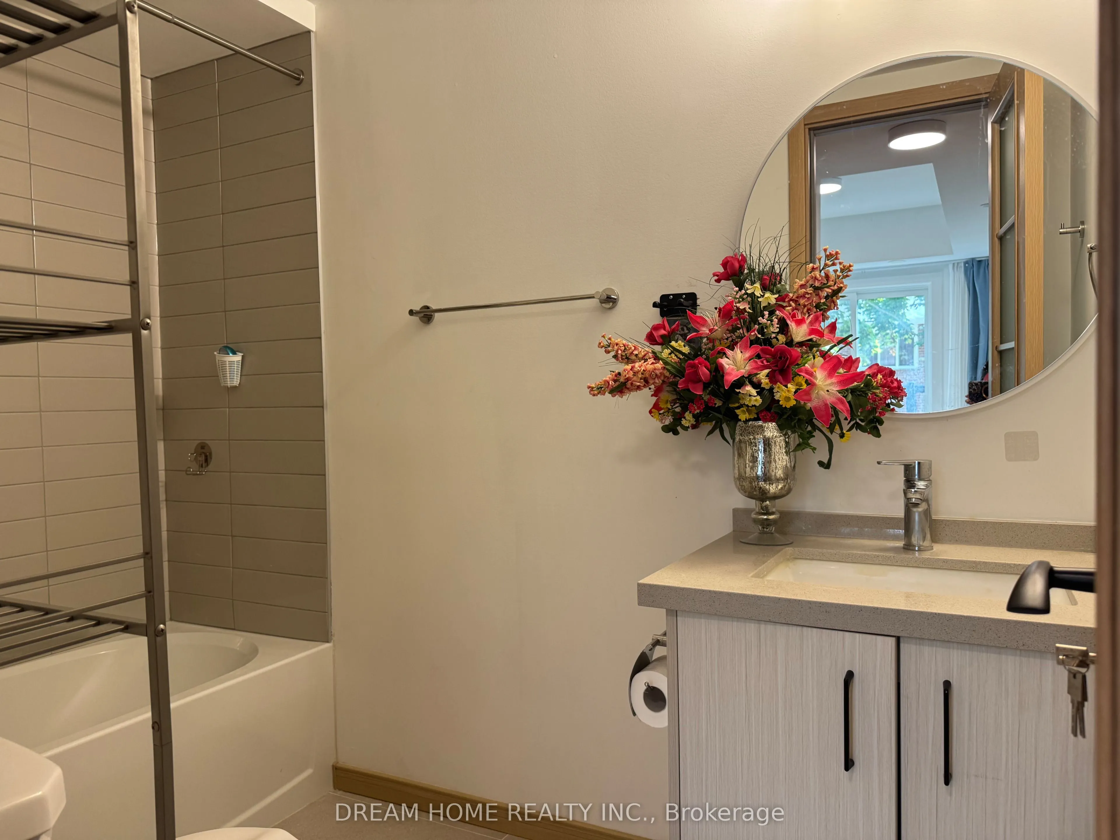 3425 Sheppard Avenue E, #205