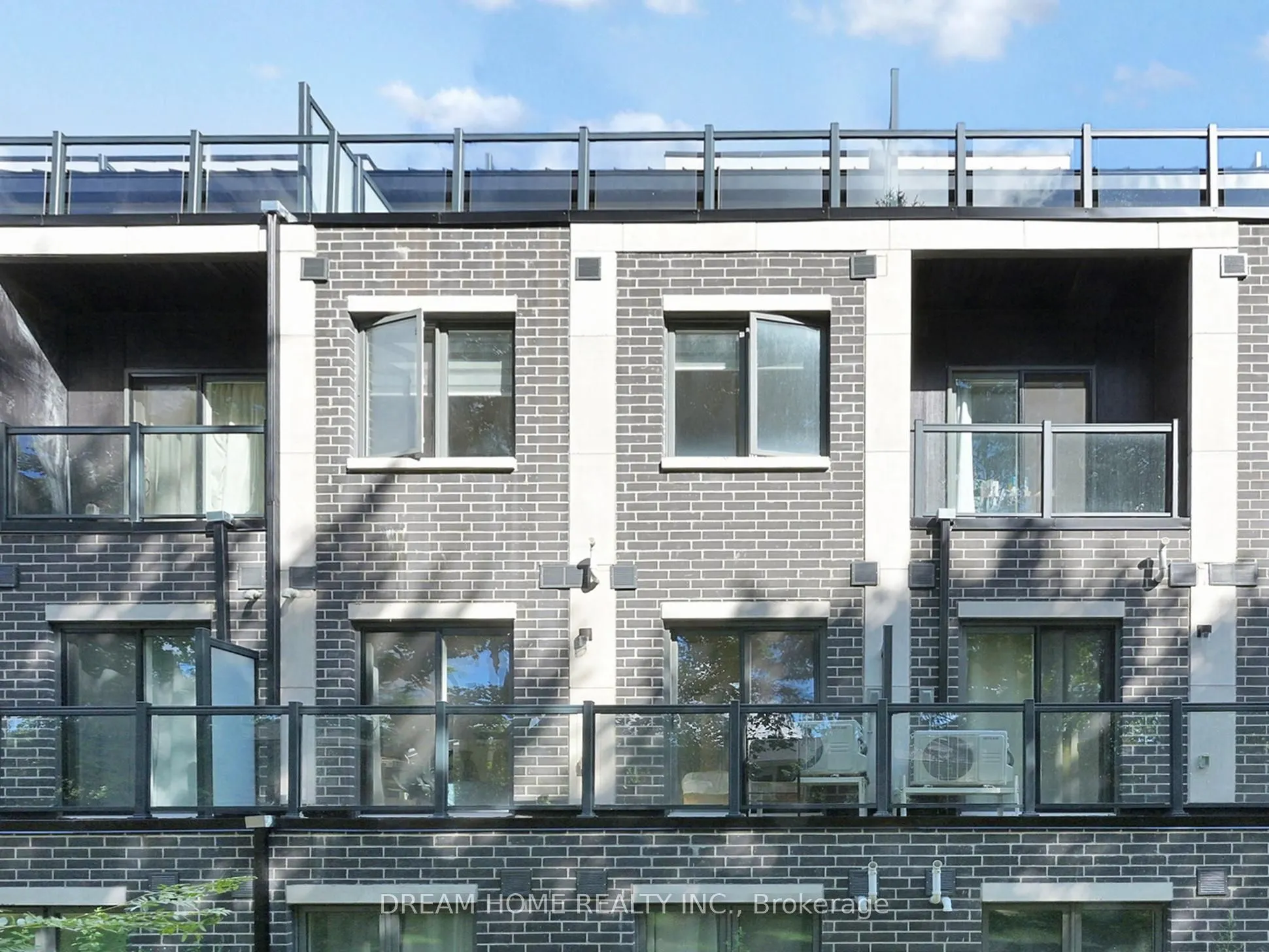 3425 Sheppard Avenue E, #205