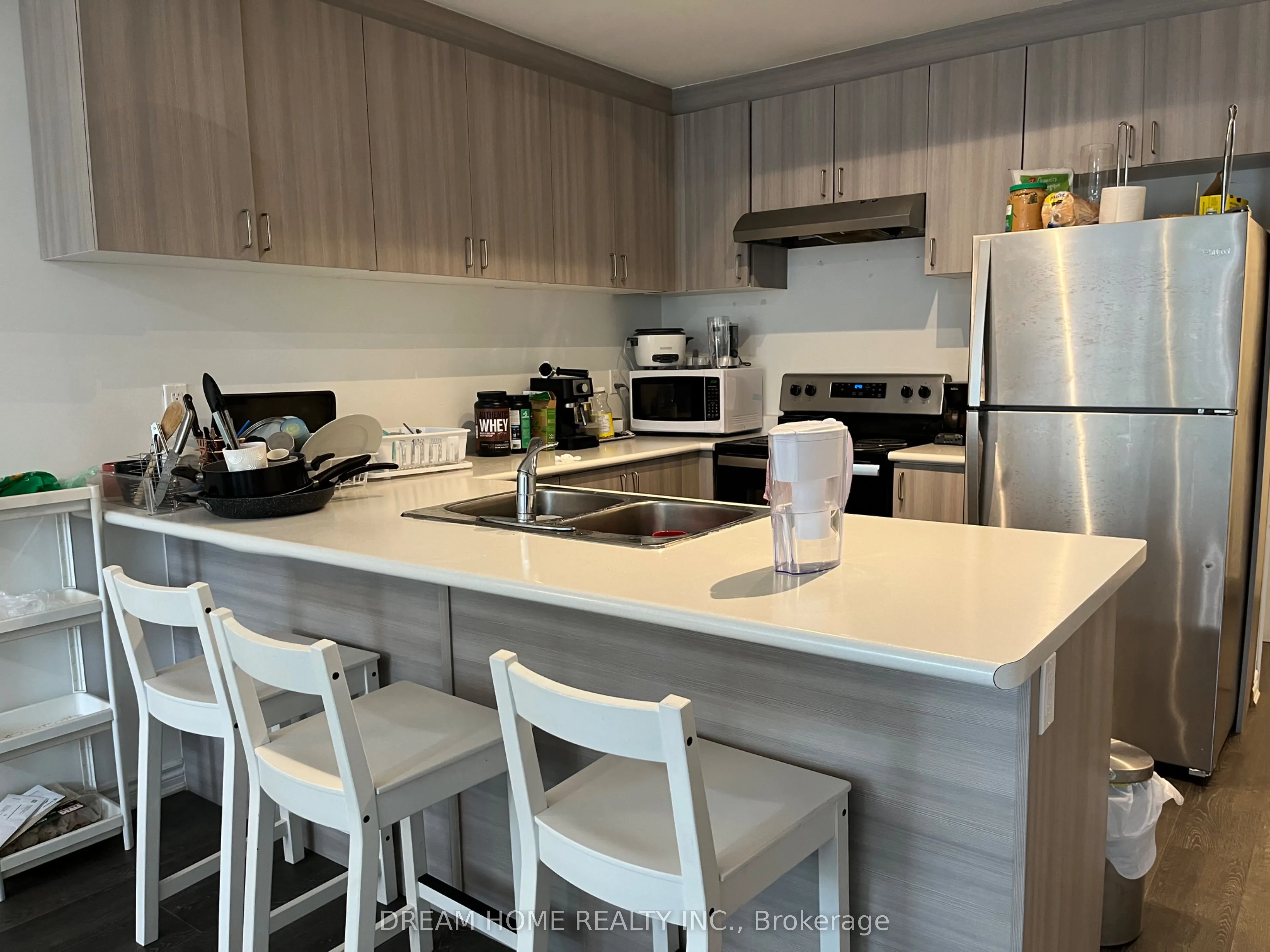 3 Falaise Road, #B1