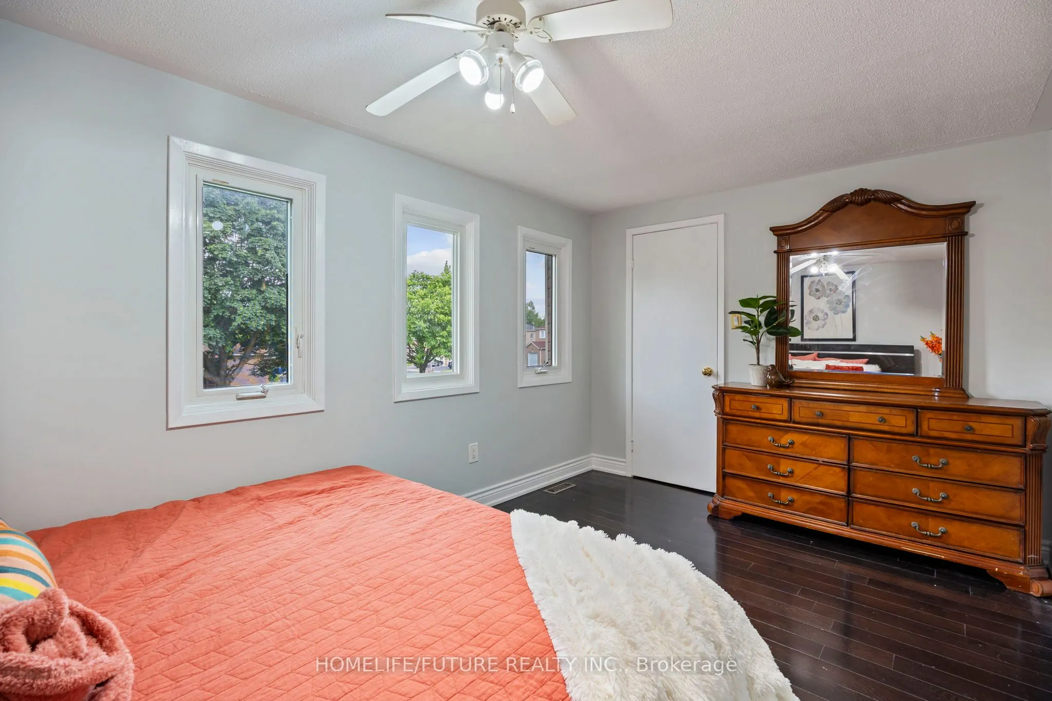 80 Chatfield Drive