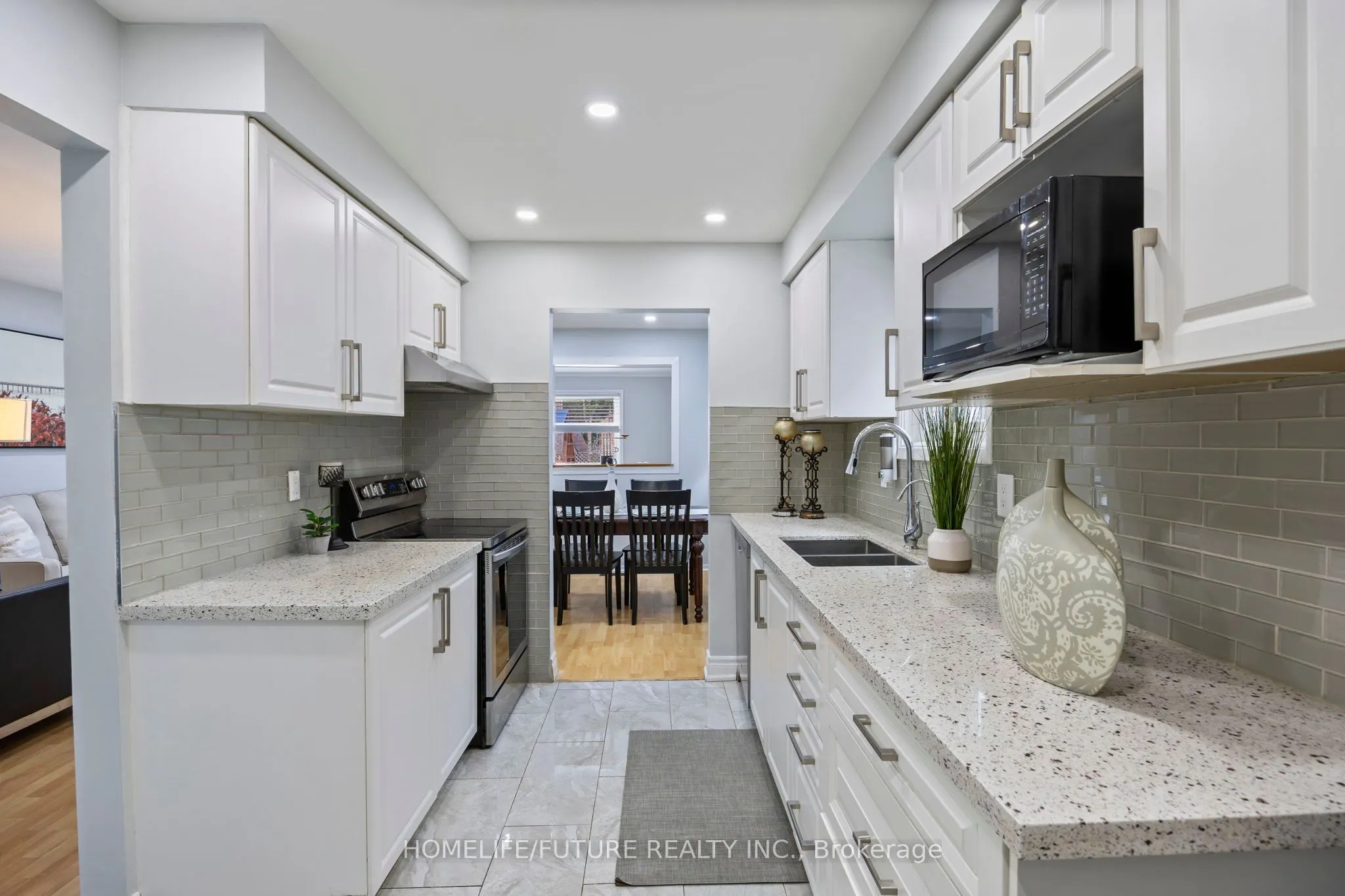 80 Chatfield Drive