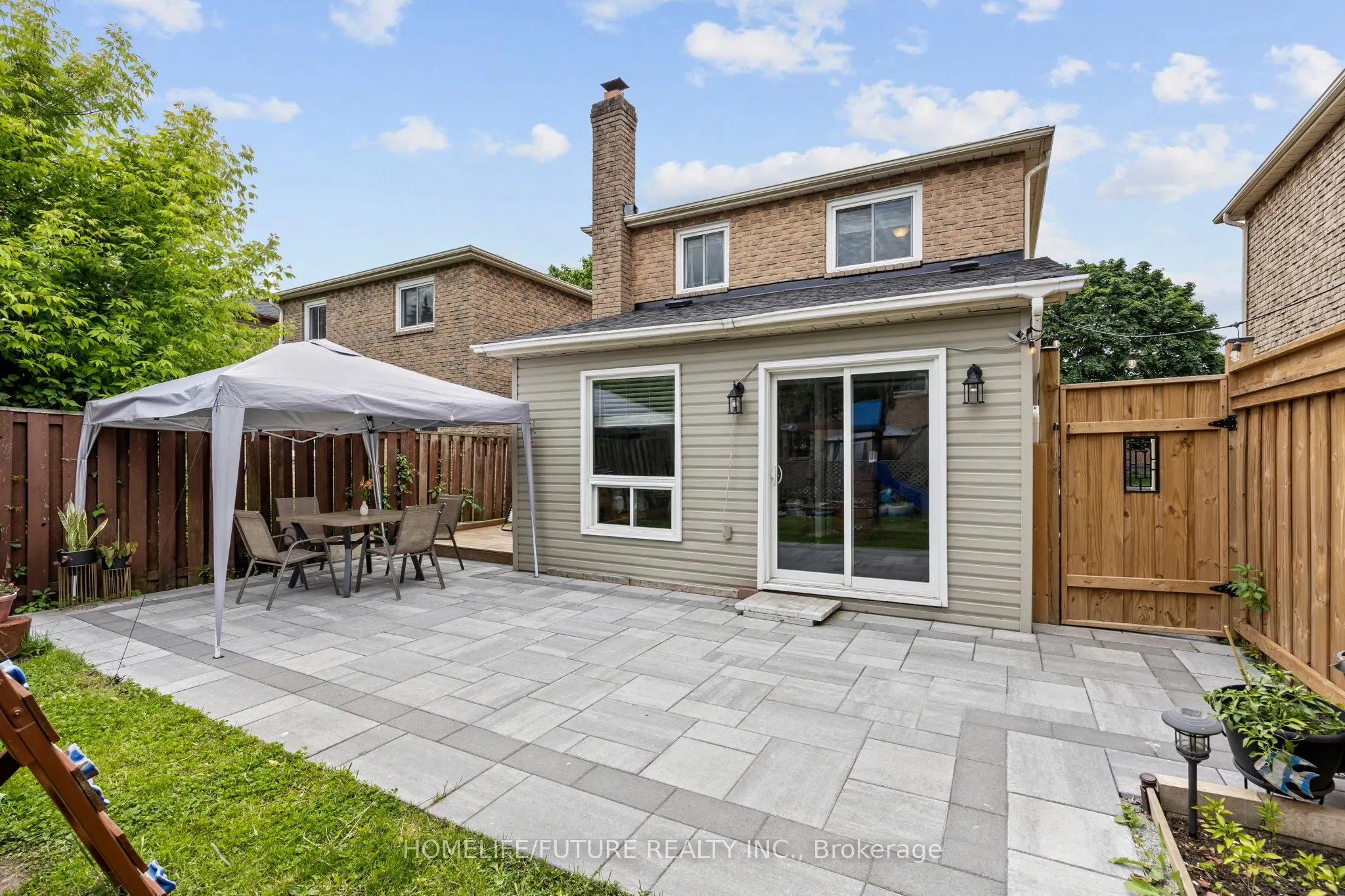 80 Chatfield Drive