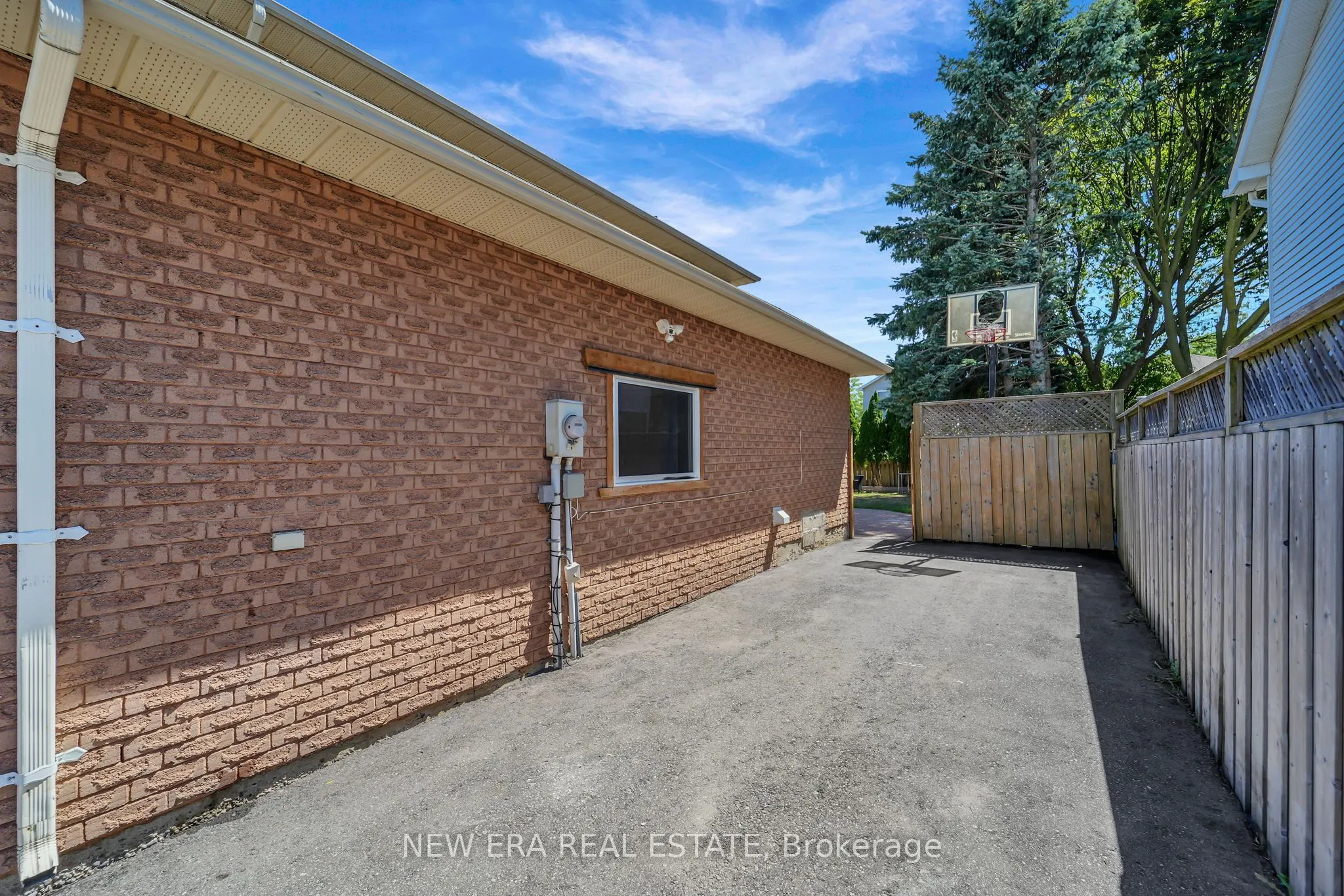 19 Glenabbey Drive