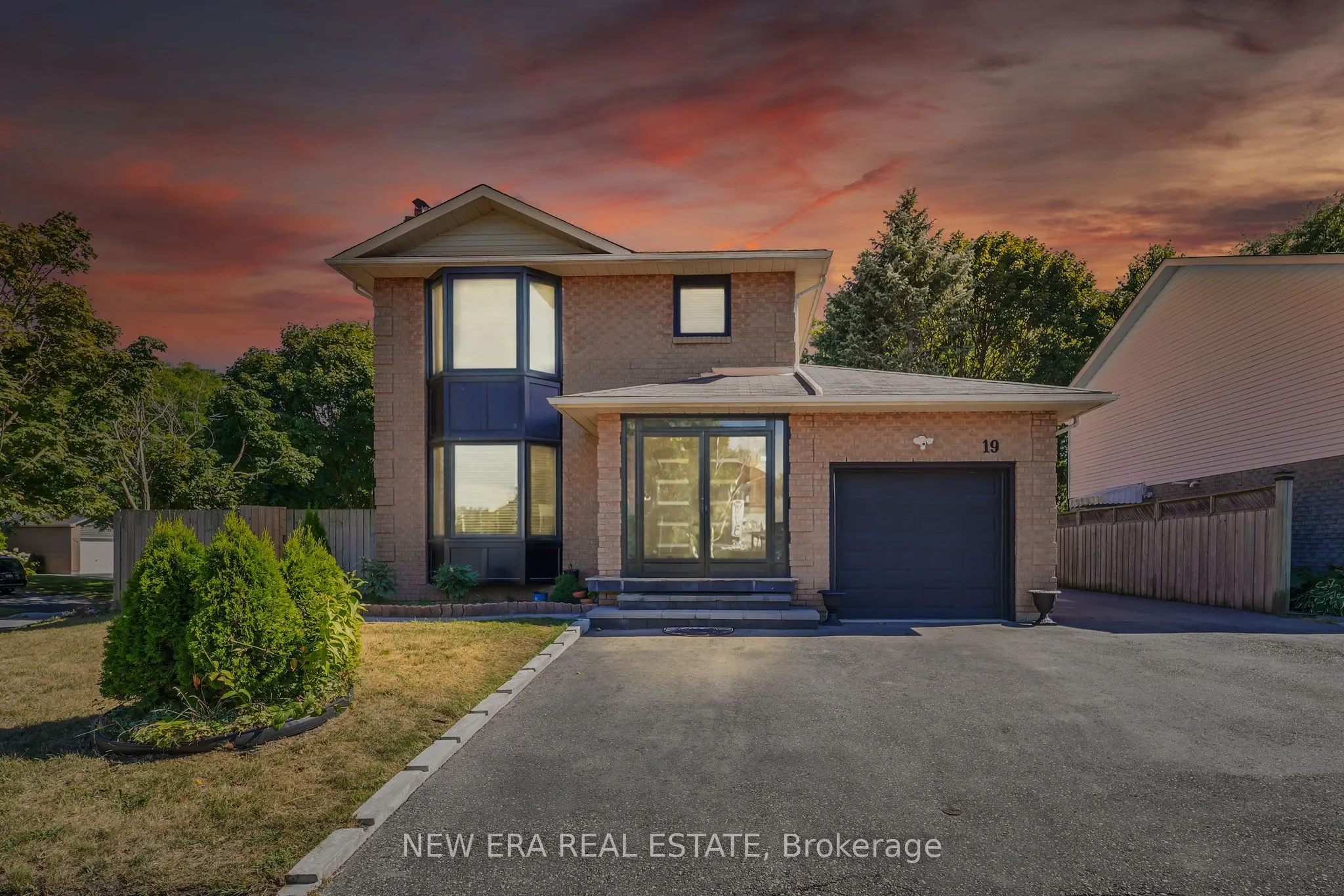 19 Glenabbey Drive