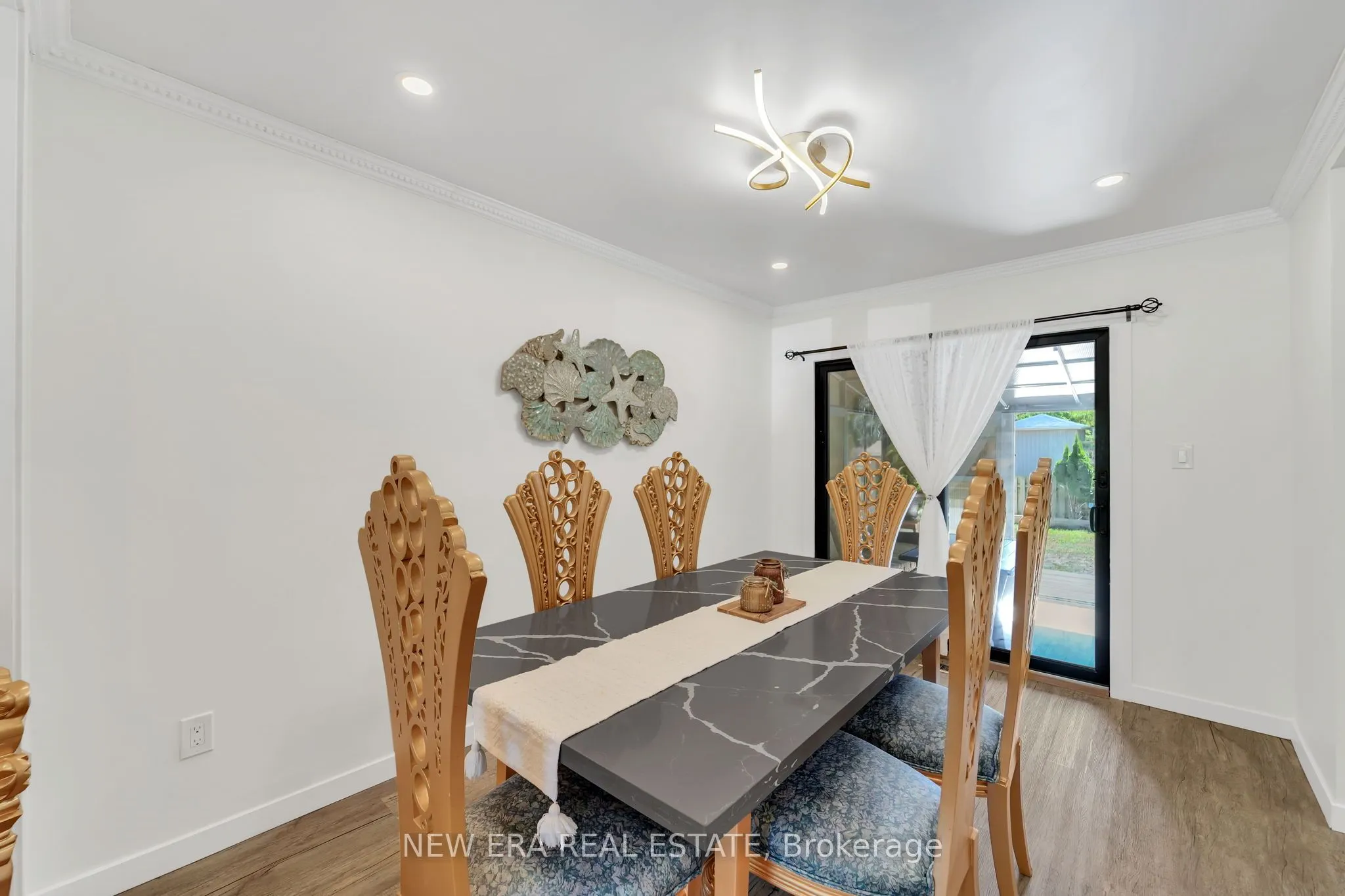 19 Glenabbey Drive