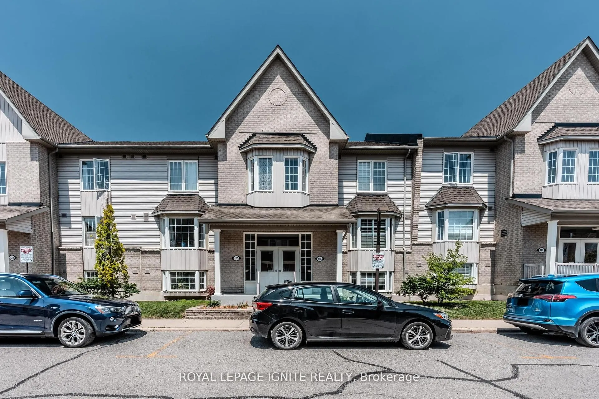 120 Petra Way, #3