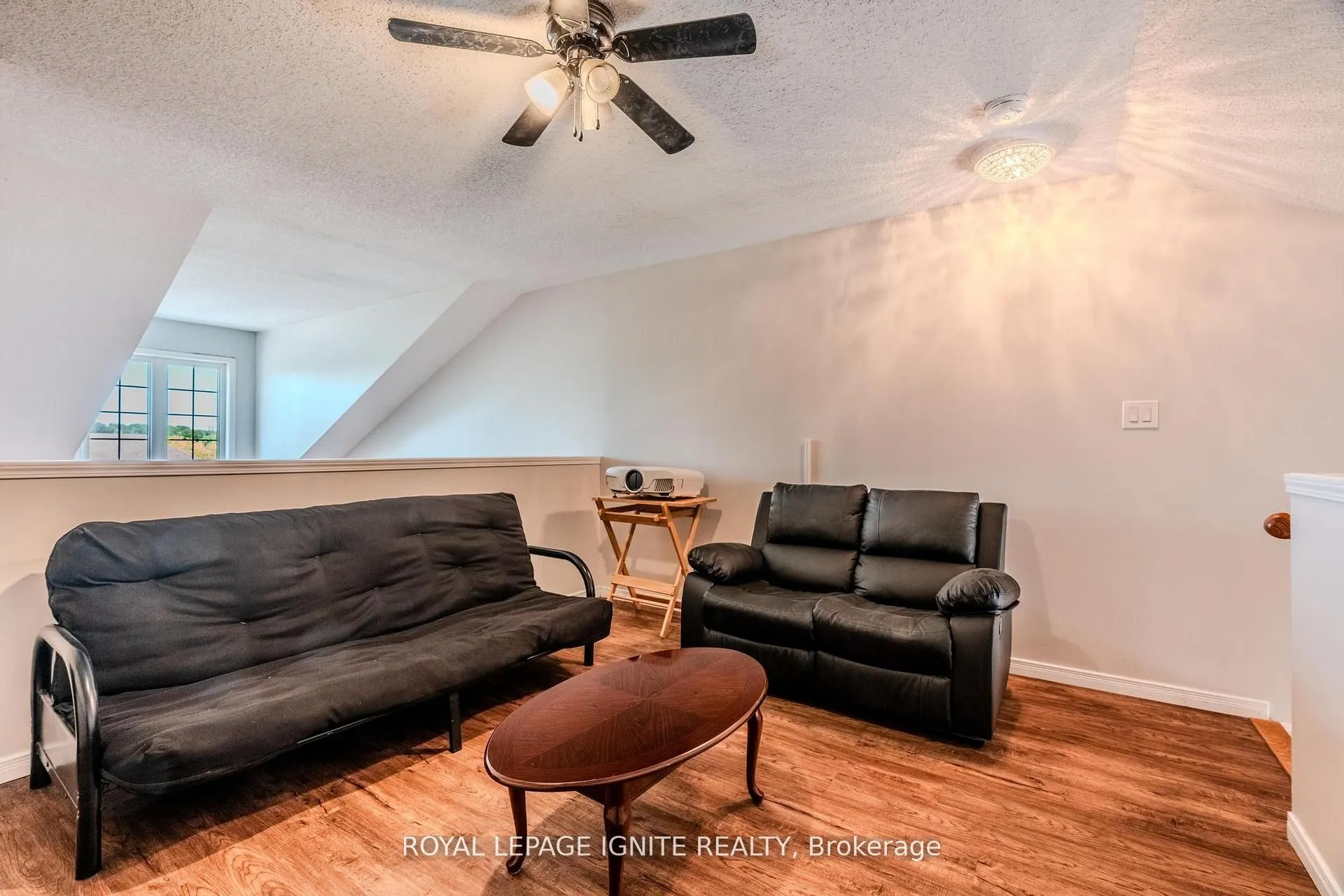 120 Petra Way, #3