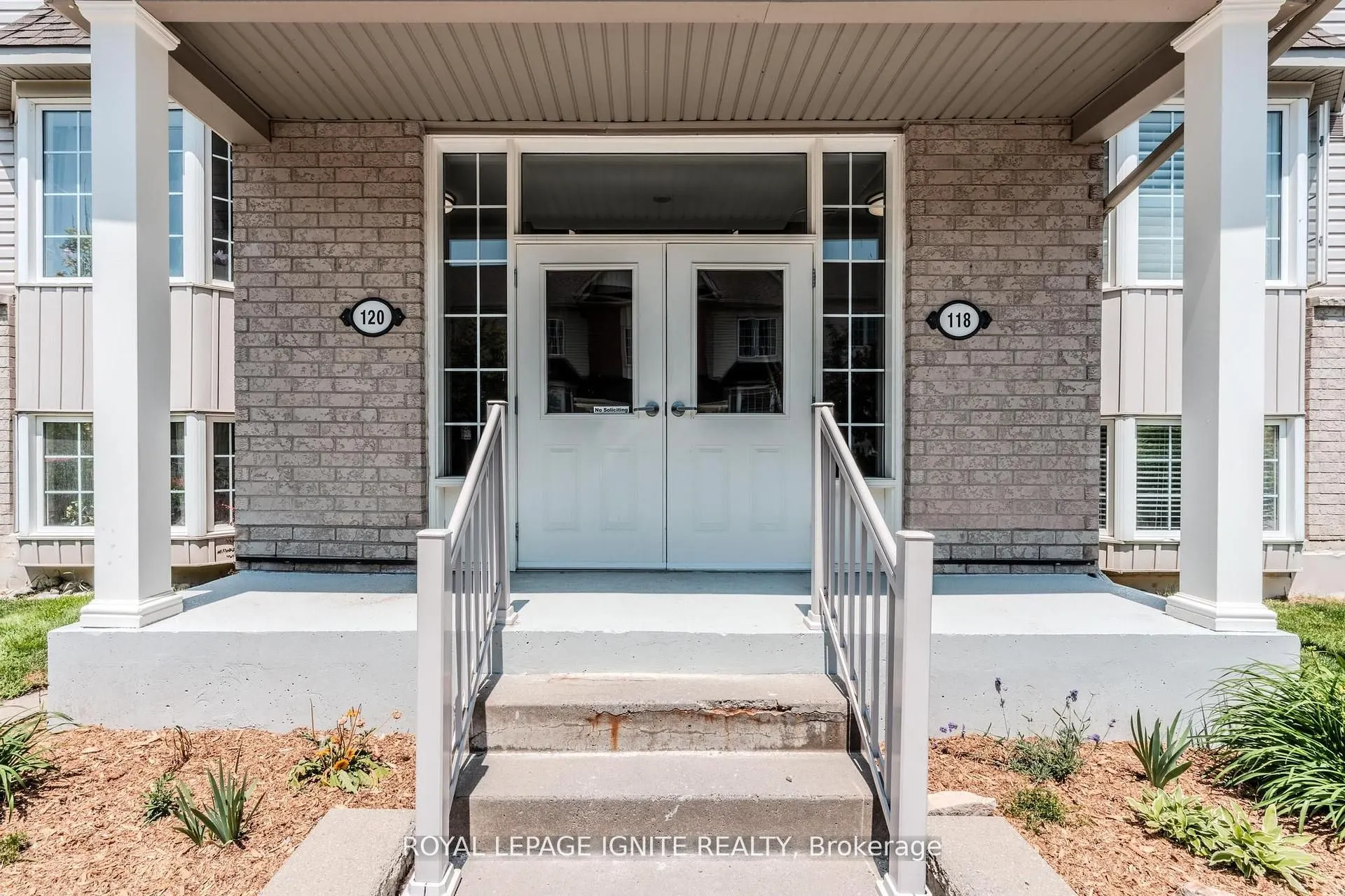 120 Petra Way, #3