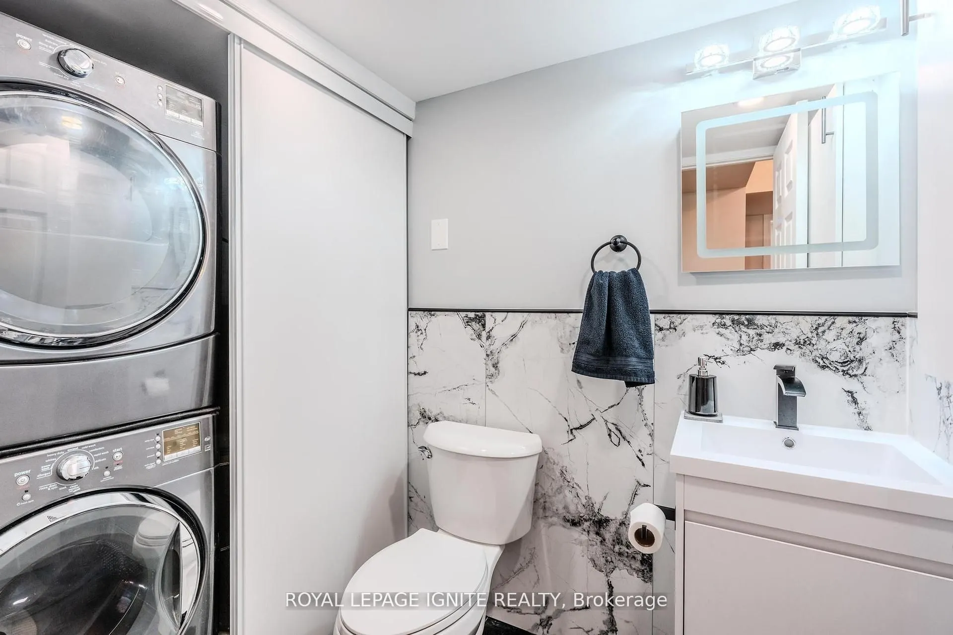 120 Petra Way, #3