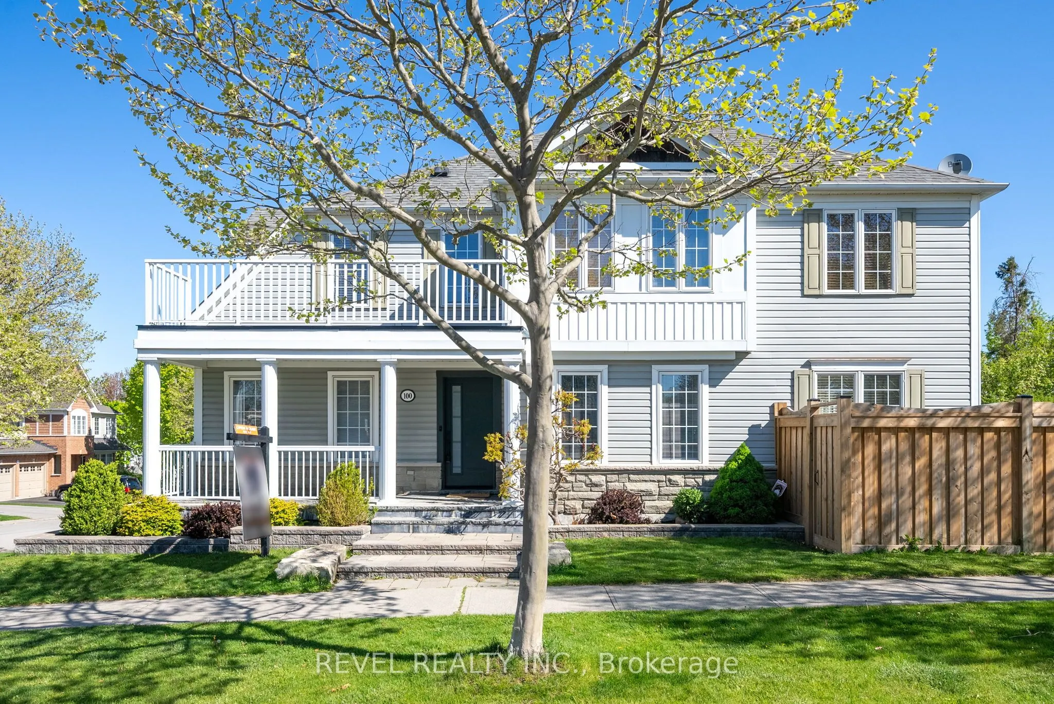 100 Ashbury Boulevard