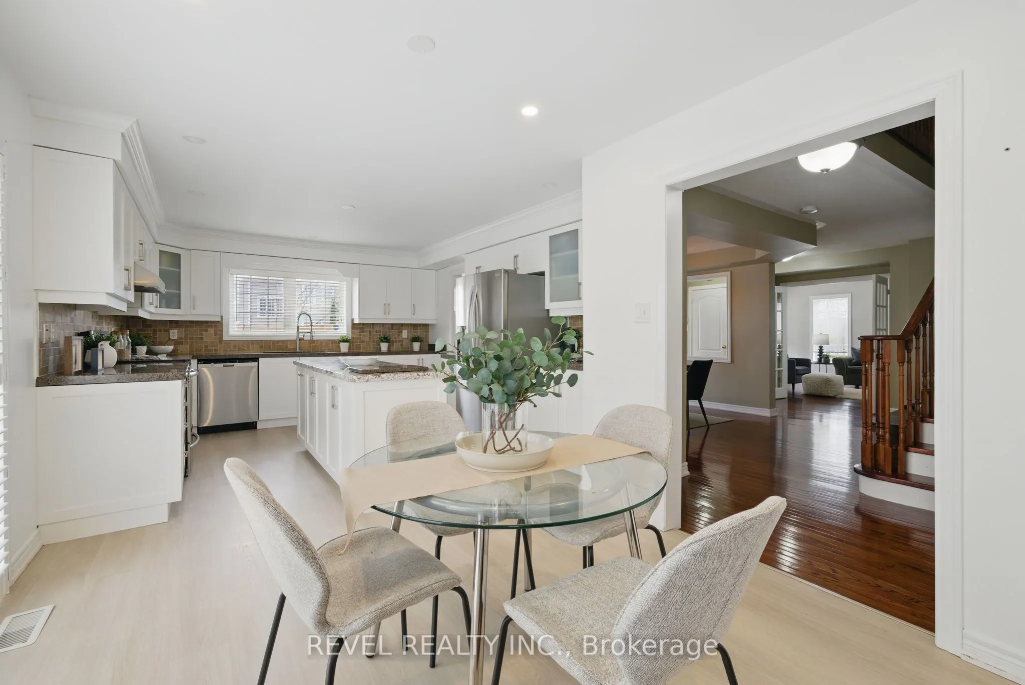 100 Ashbury Boulevard