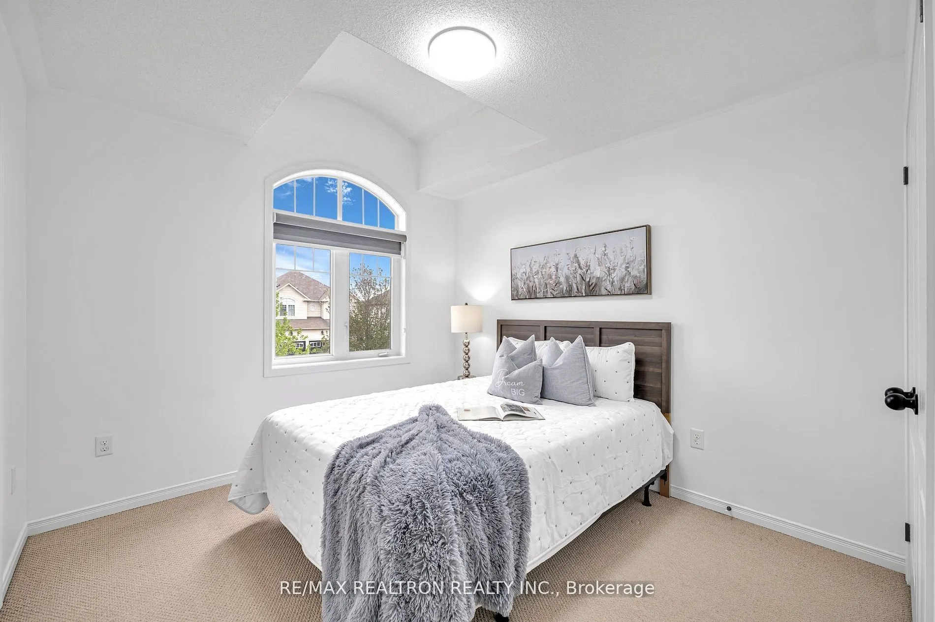 27 Alldread Crescent