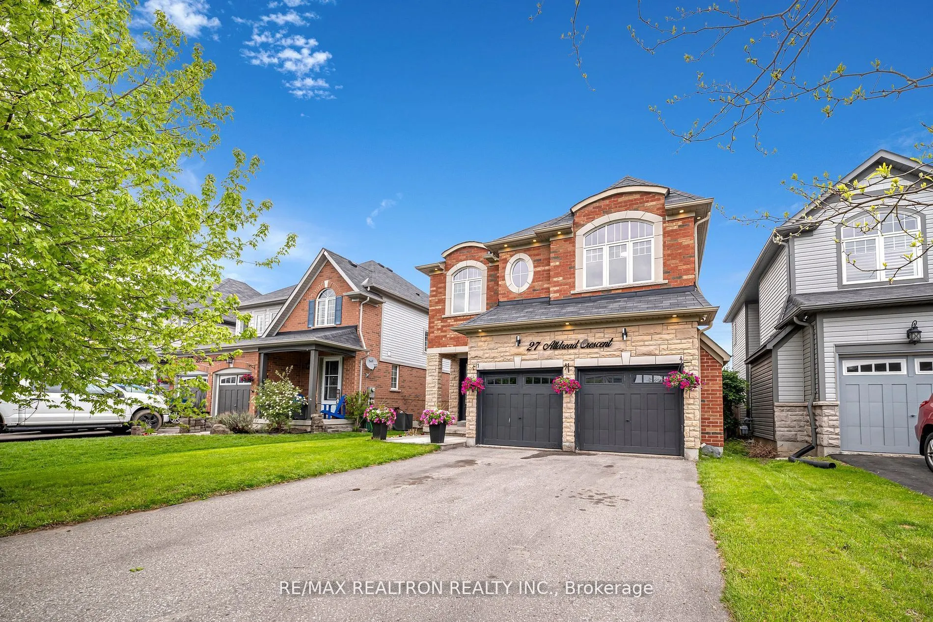 27 Alldread Crescent