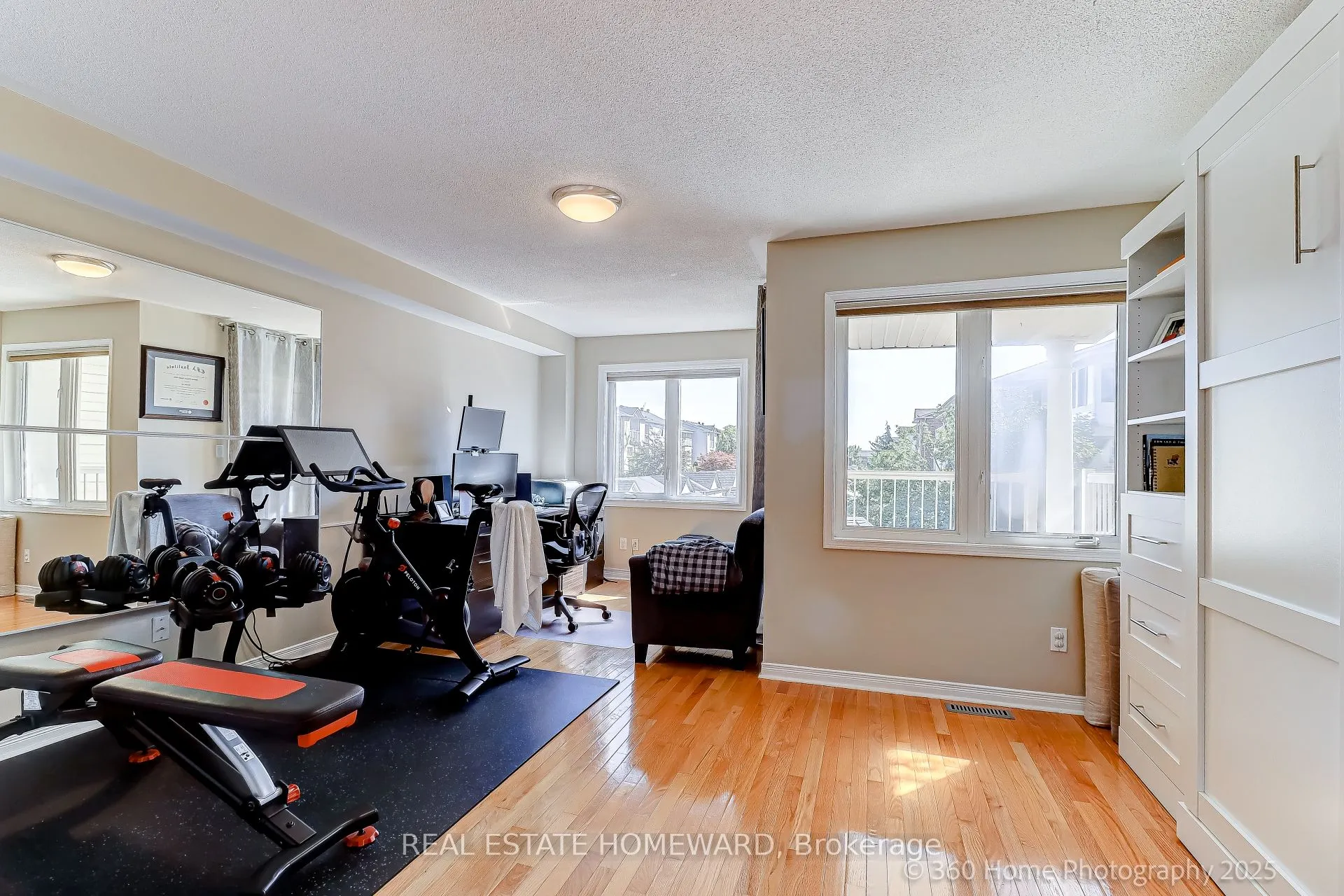 49 Ted Reeve Drive