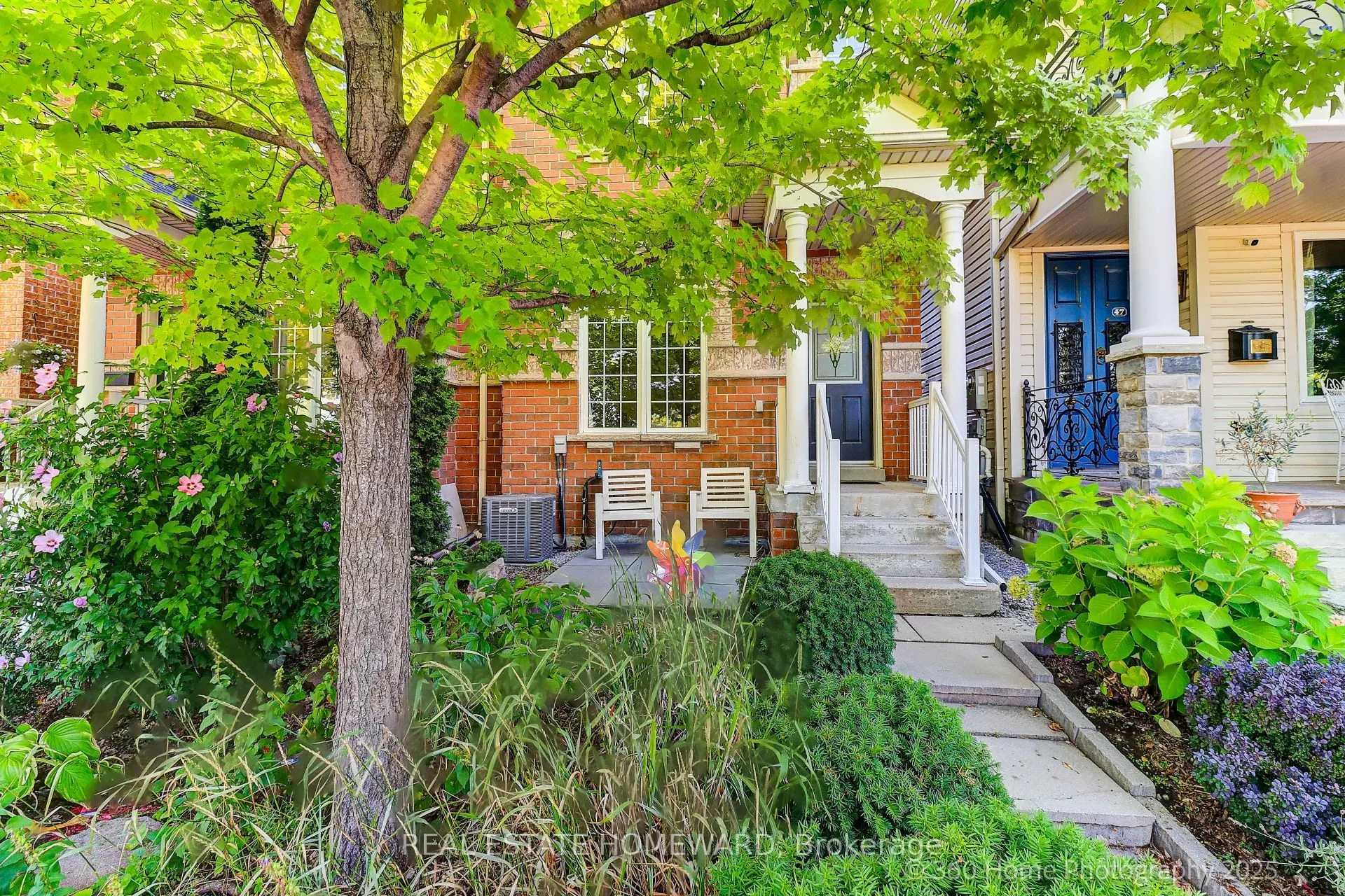 49 Ted Reeve Drive