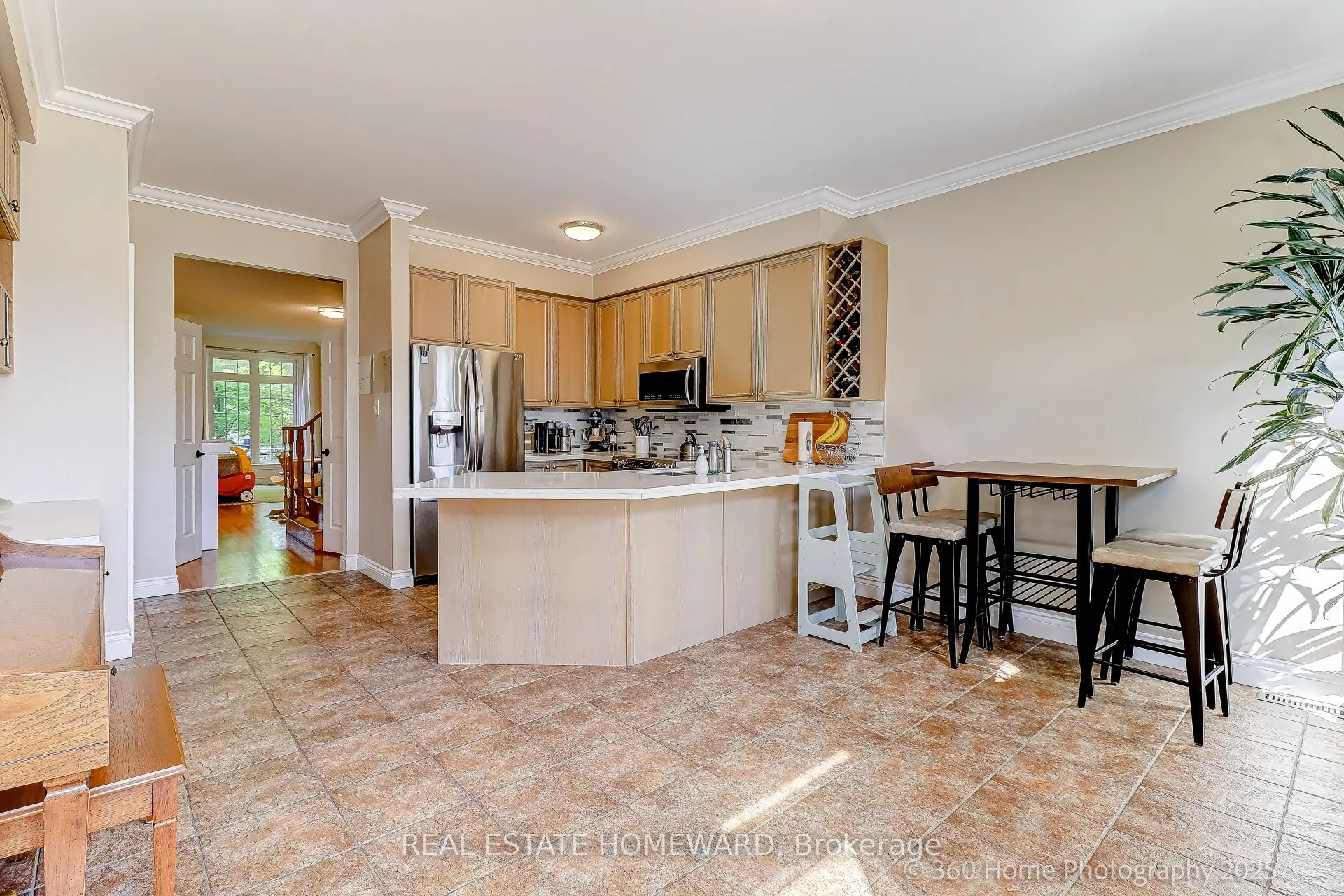 49 Ted Reeve Drive