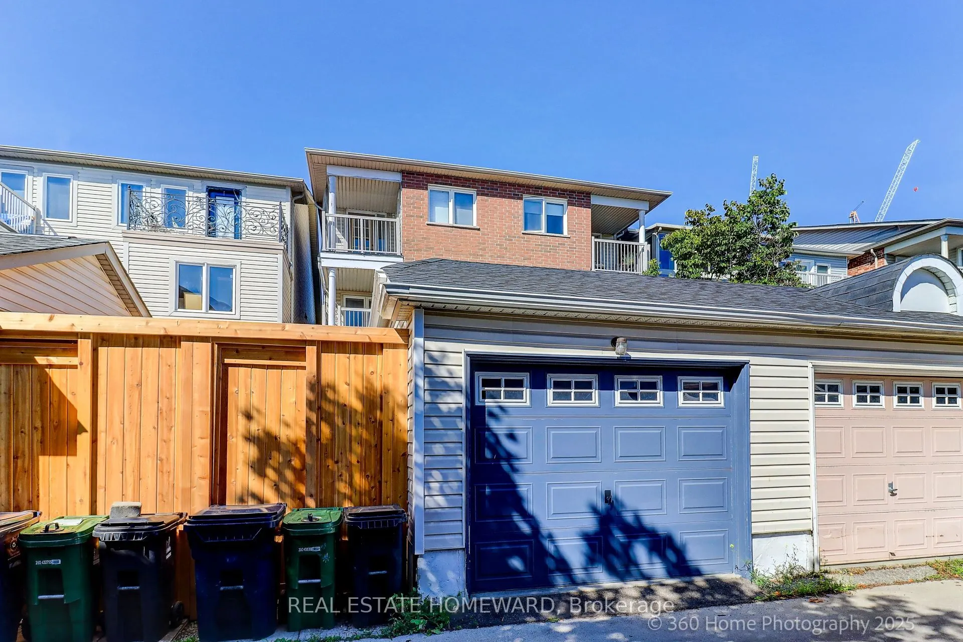 49 Ted Reeve Drive