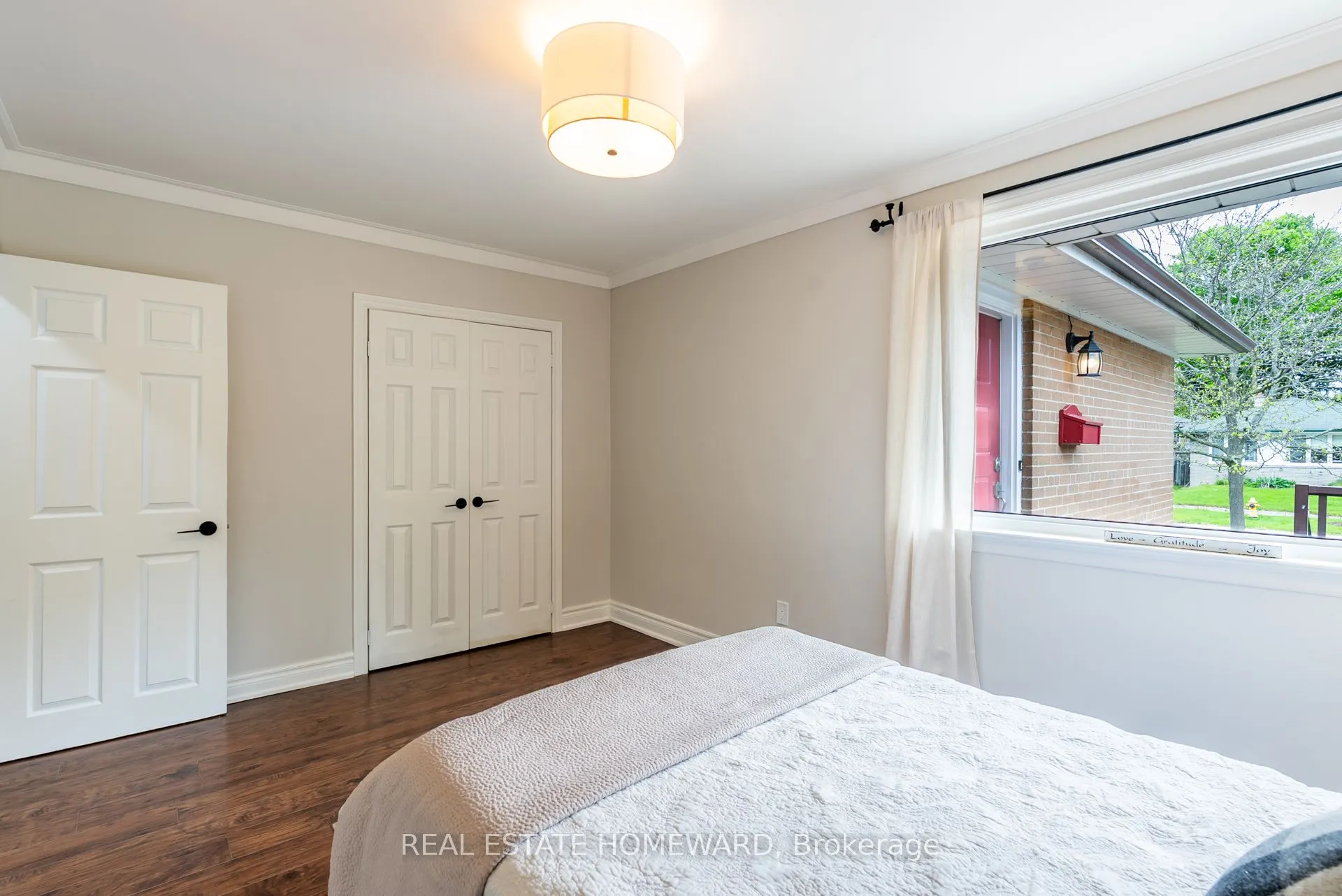 20 Woodgarden Crescent