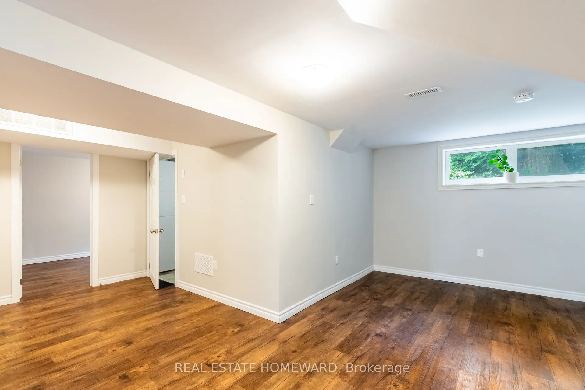 20 Woodgarden Crescent