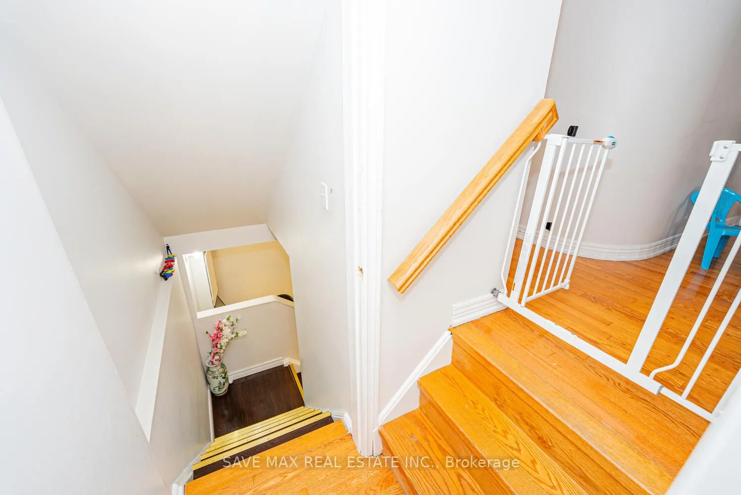 101 Alford Crescent