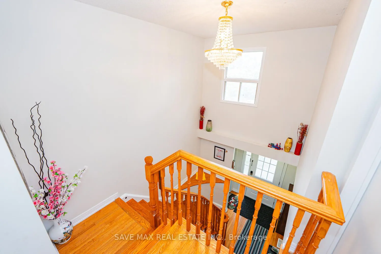 101 Alford Crescent