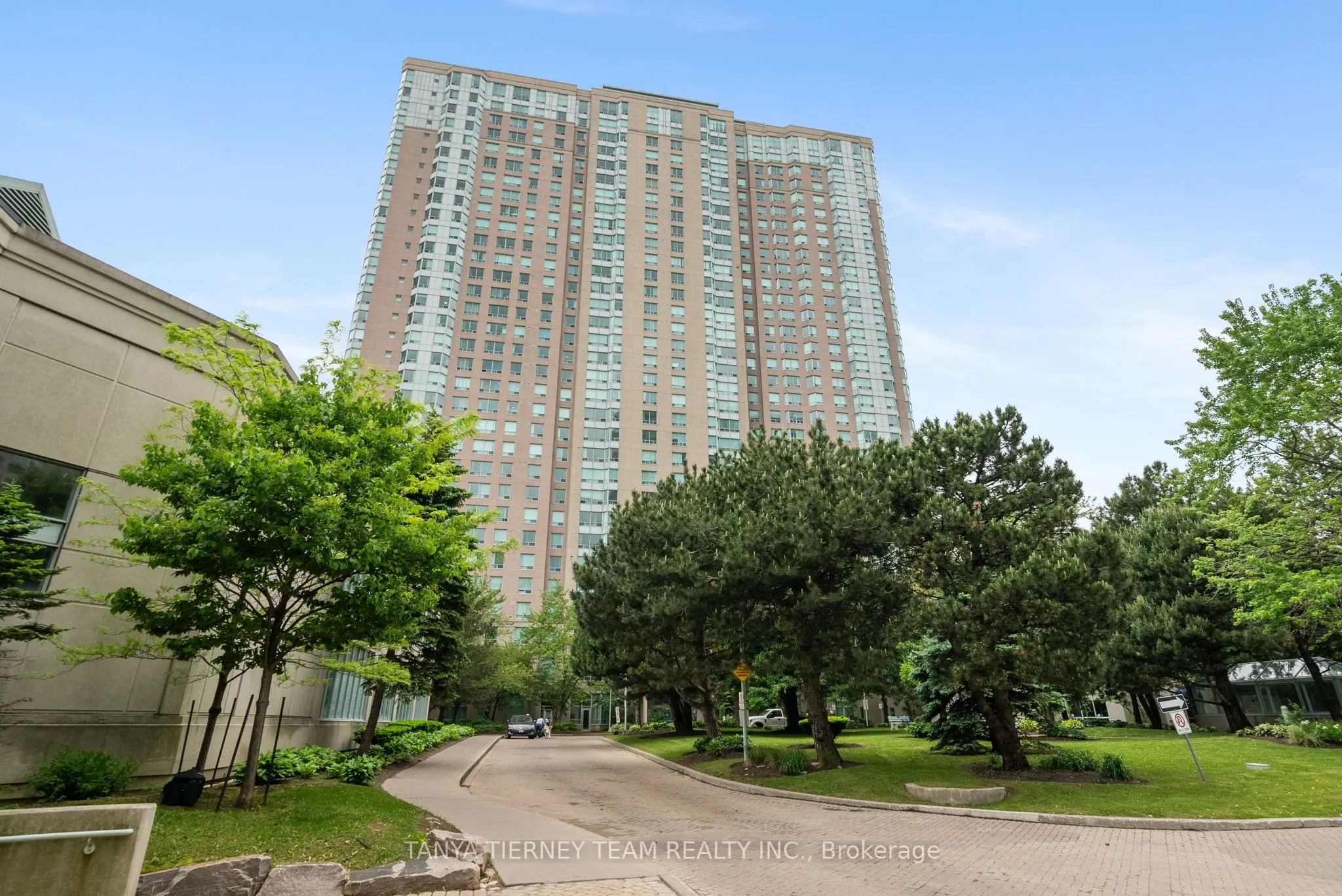 68 Corporate Drive, #1931