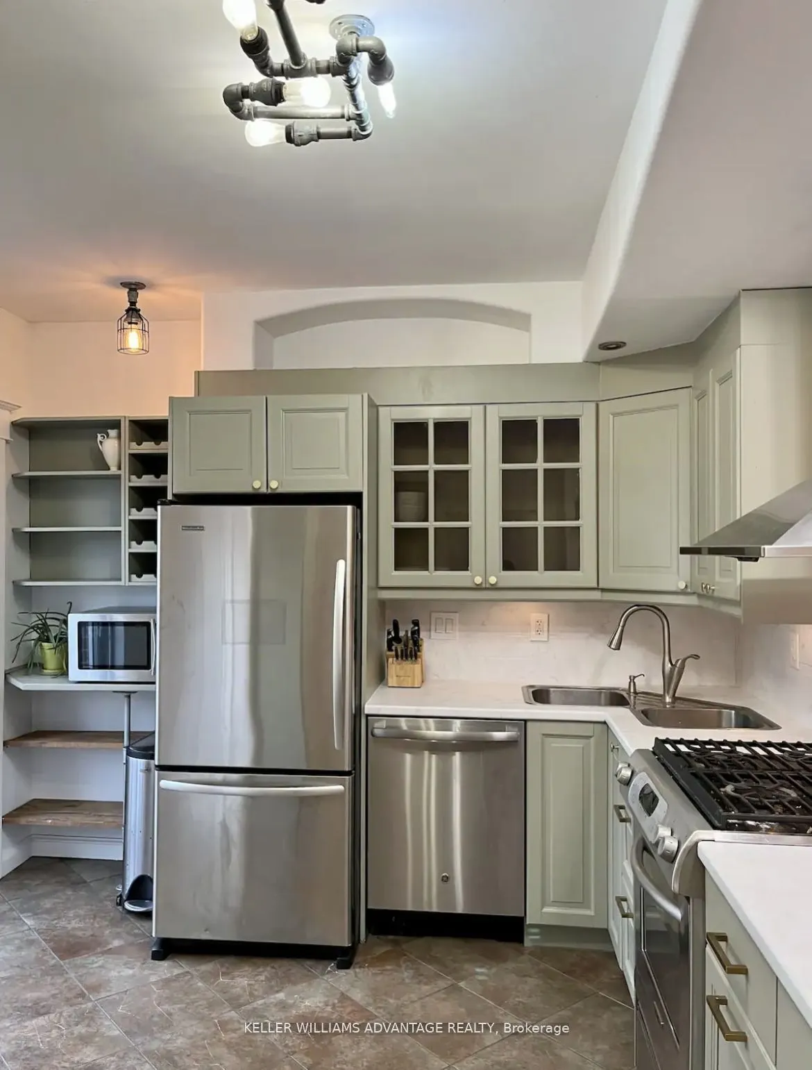 4 Edgewood Avenue