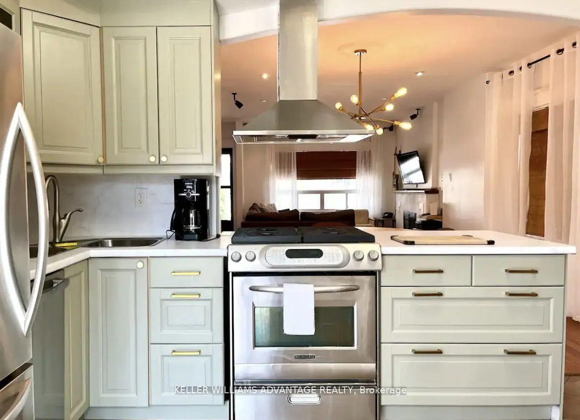 4 Edgewood Avenue