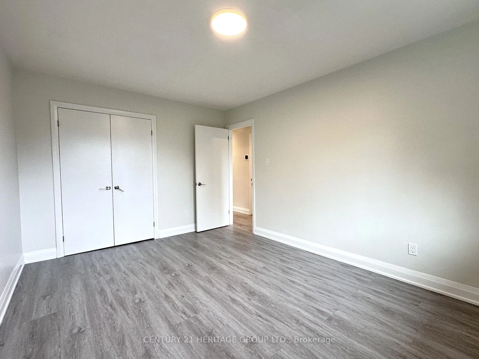 88 Glendower Circuit, #Upper