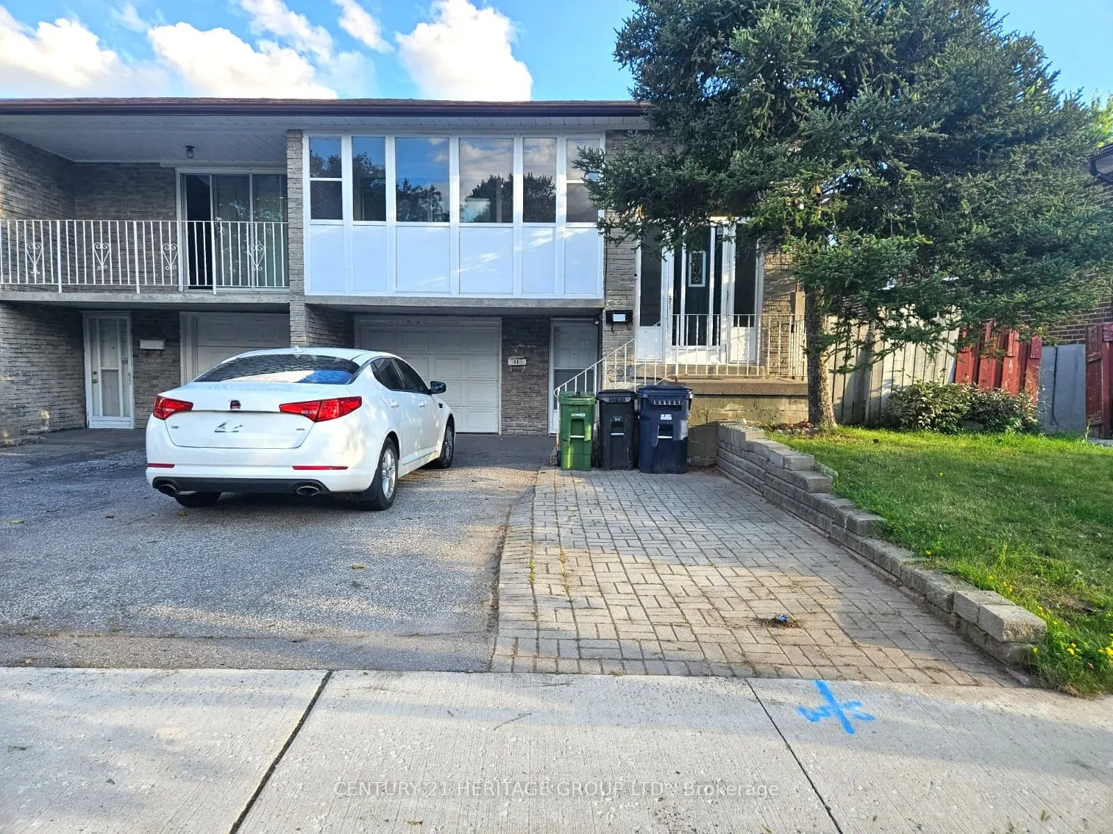 88 Glendower Circuit, #Upper