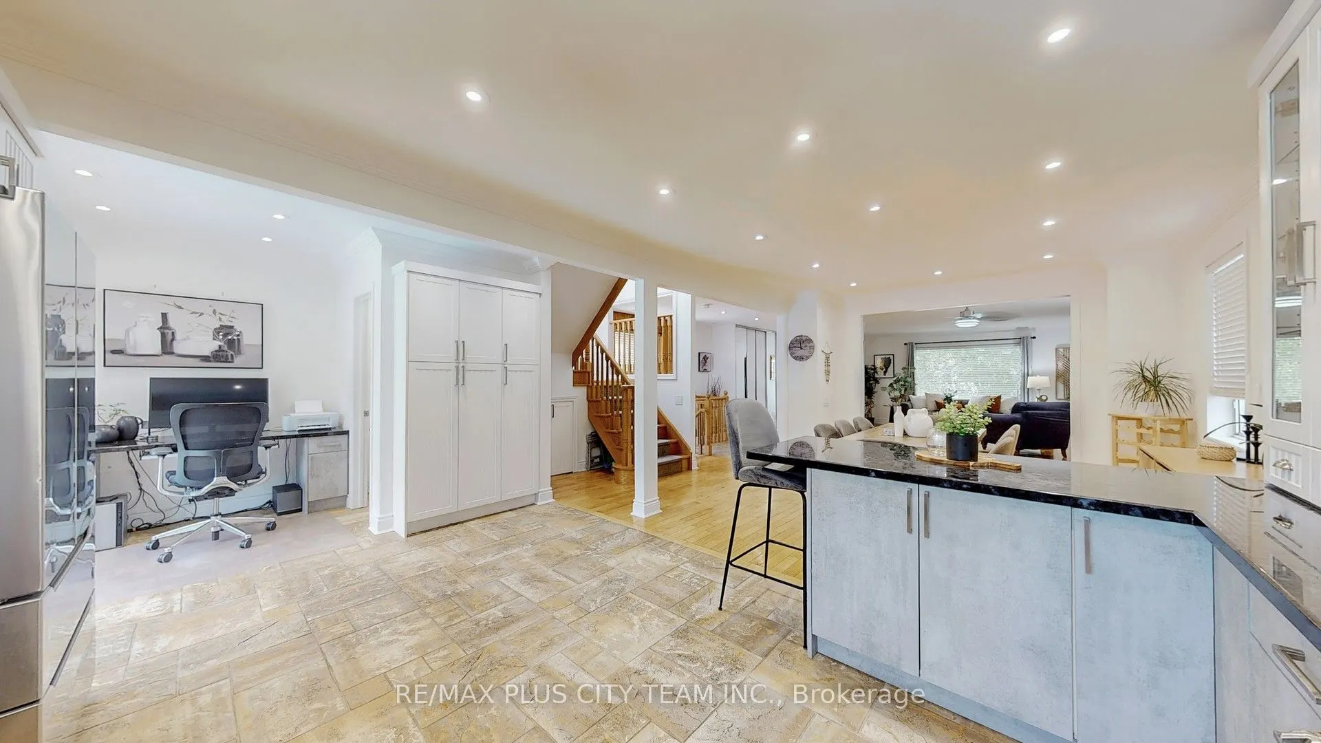 34 Edge Park Avenue