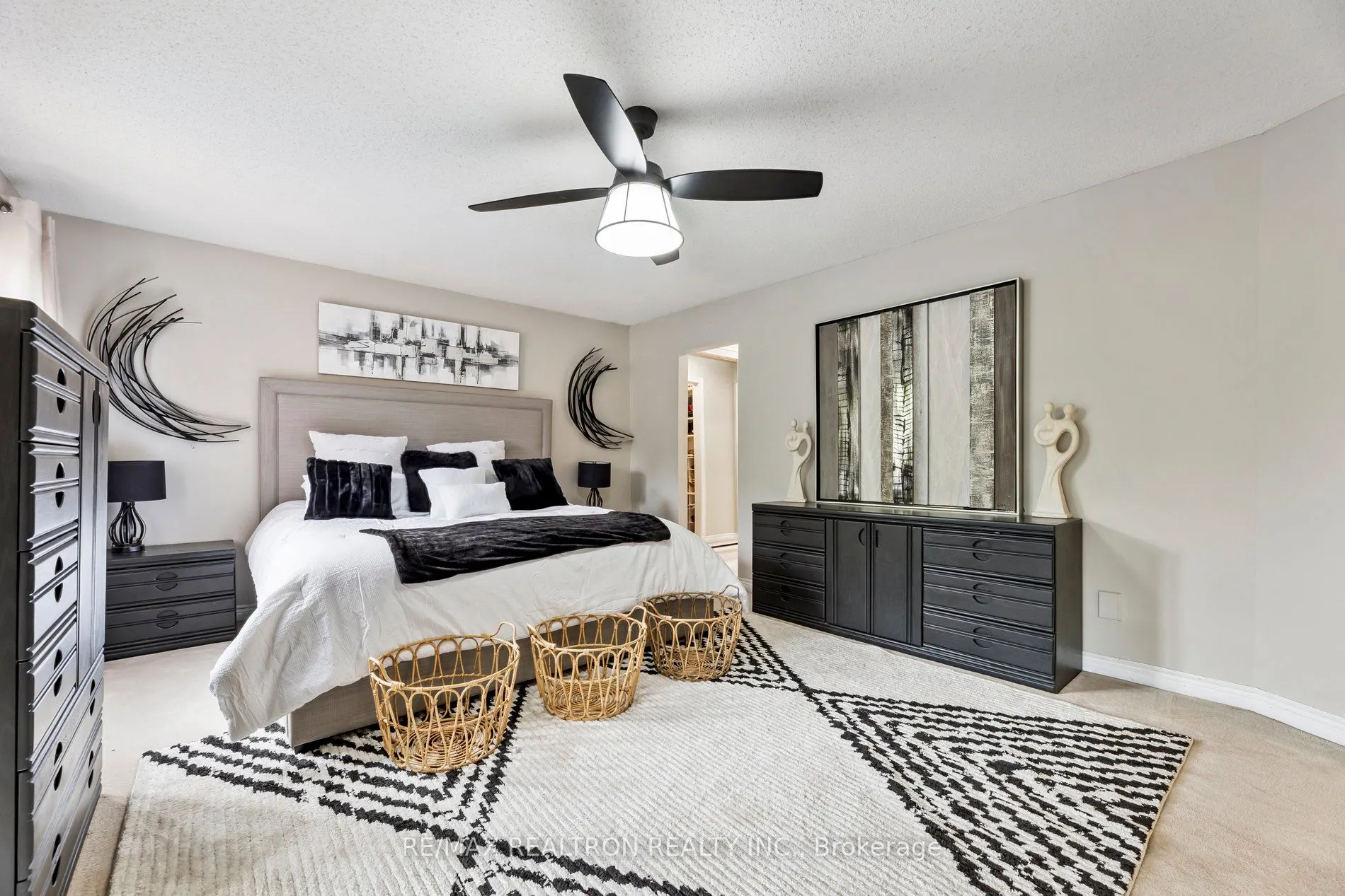 9 Foster Creek Drive