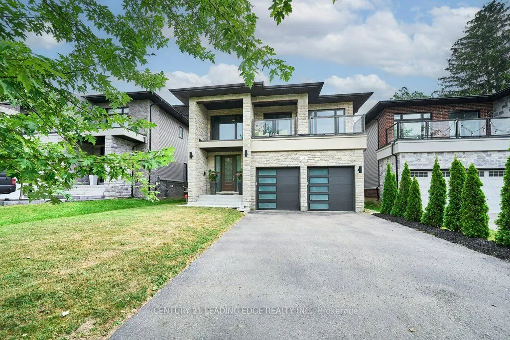 4 Mann Street