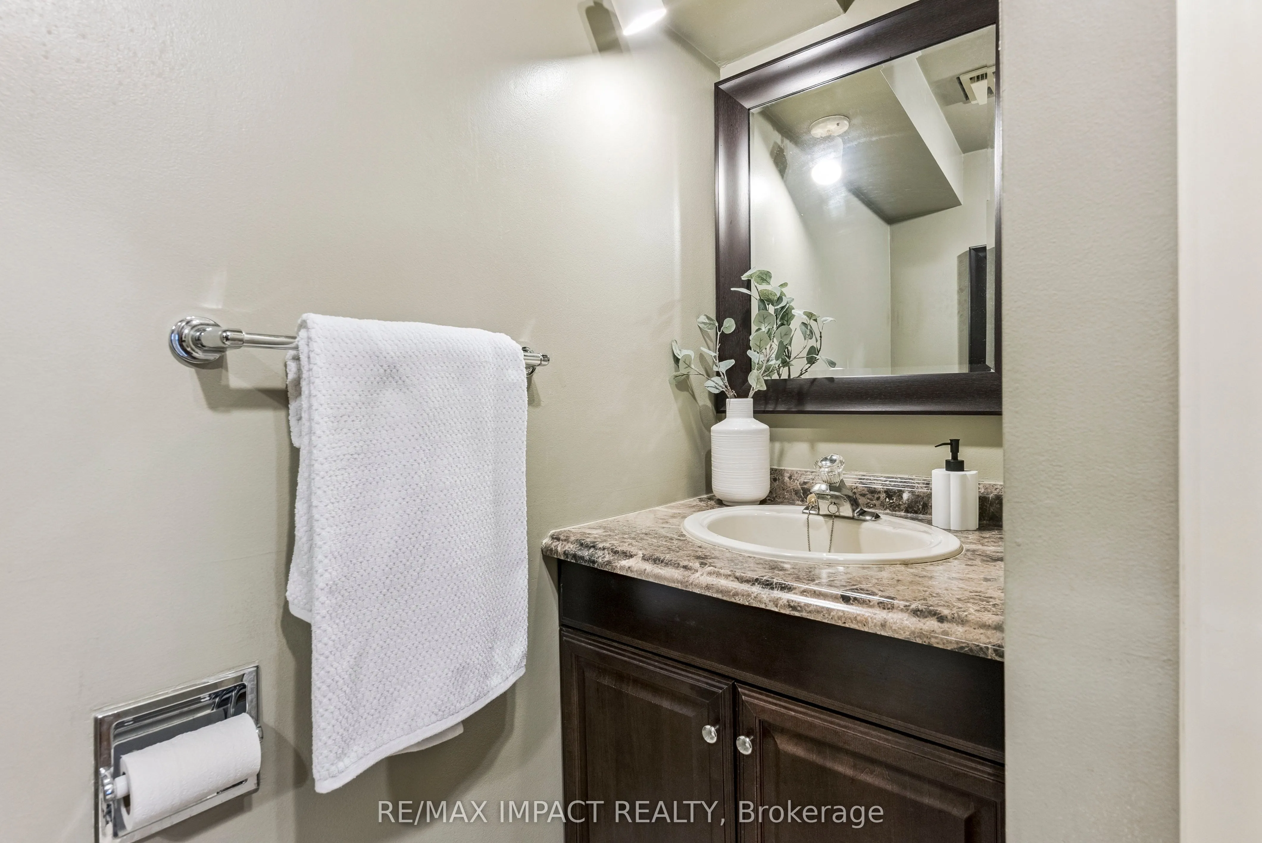 145 HIALEAH Crescent
