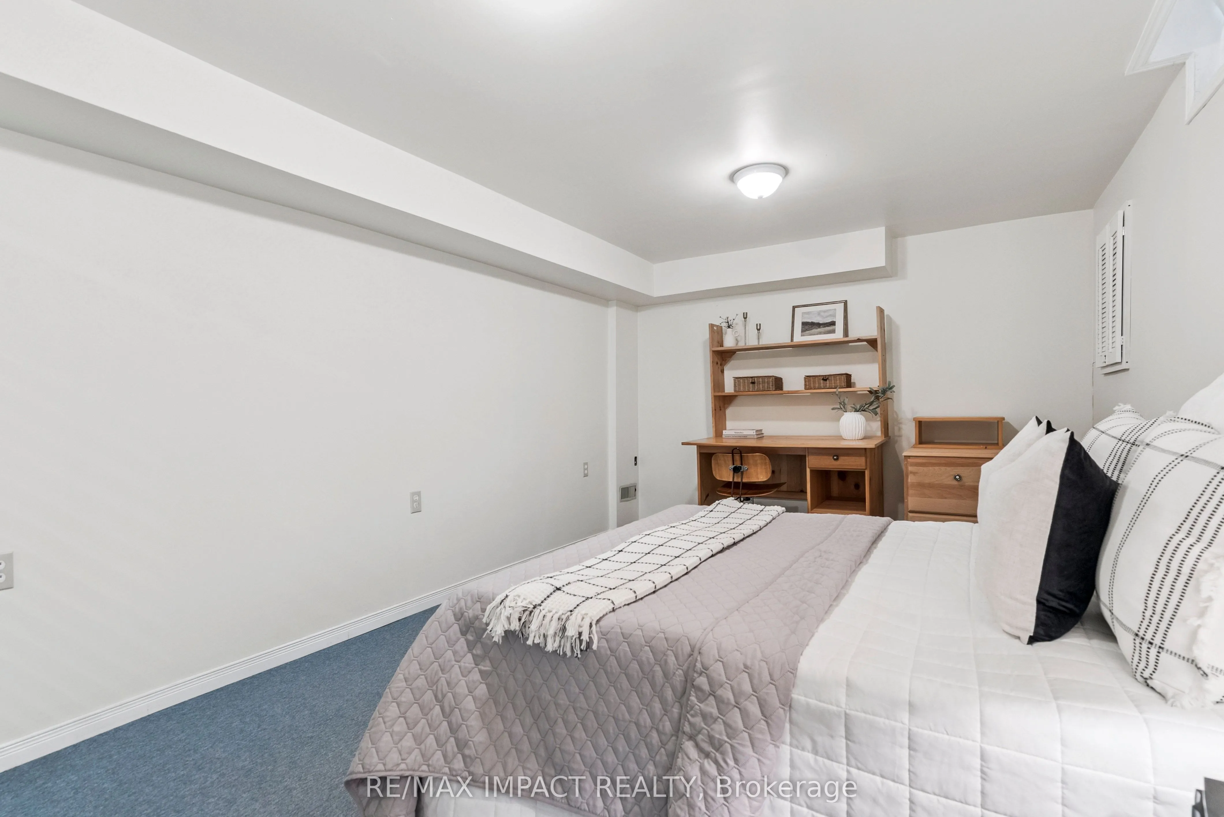 145 HIALEAH Crescent