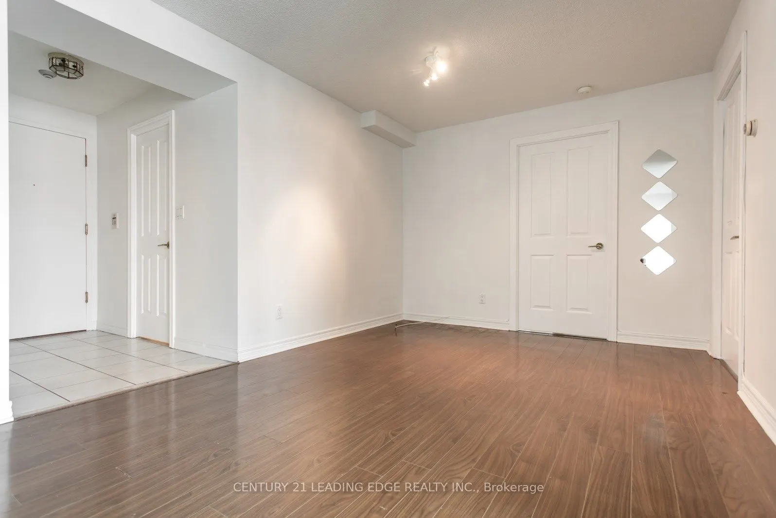 68 Corporate Drive, #1830