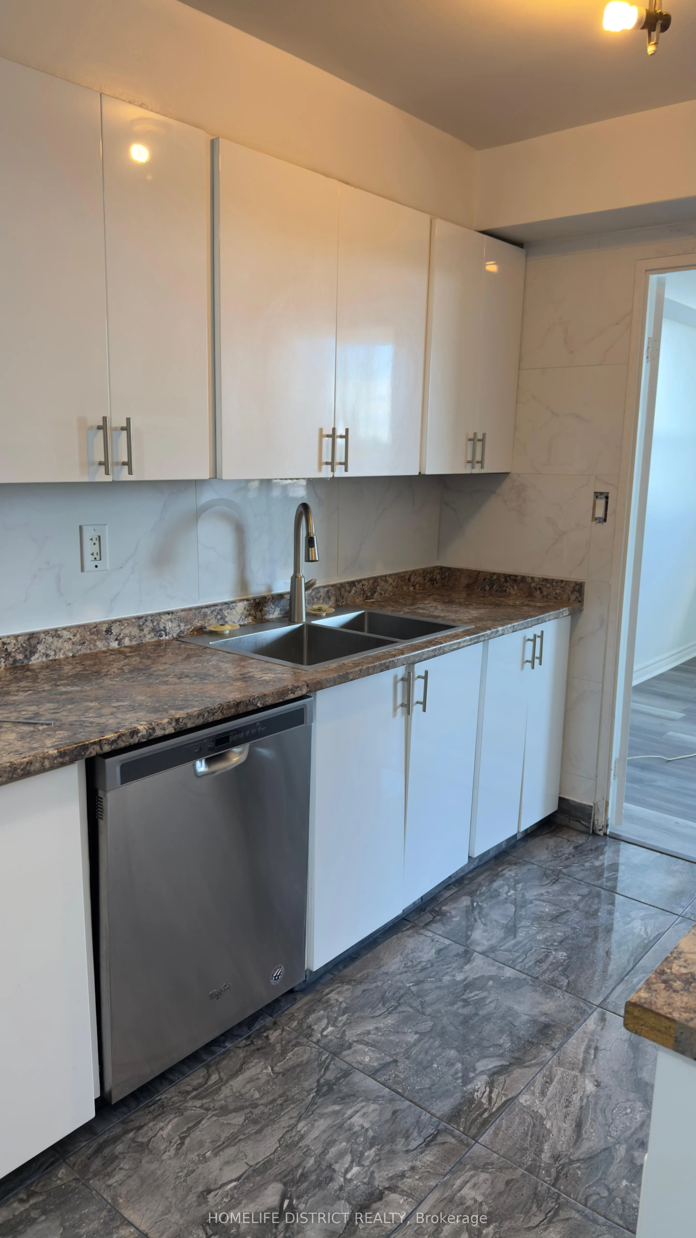 20 Gilder Drive, #1006
