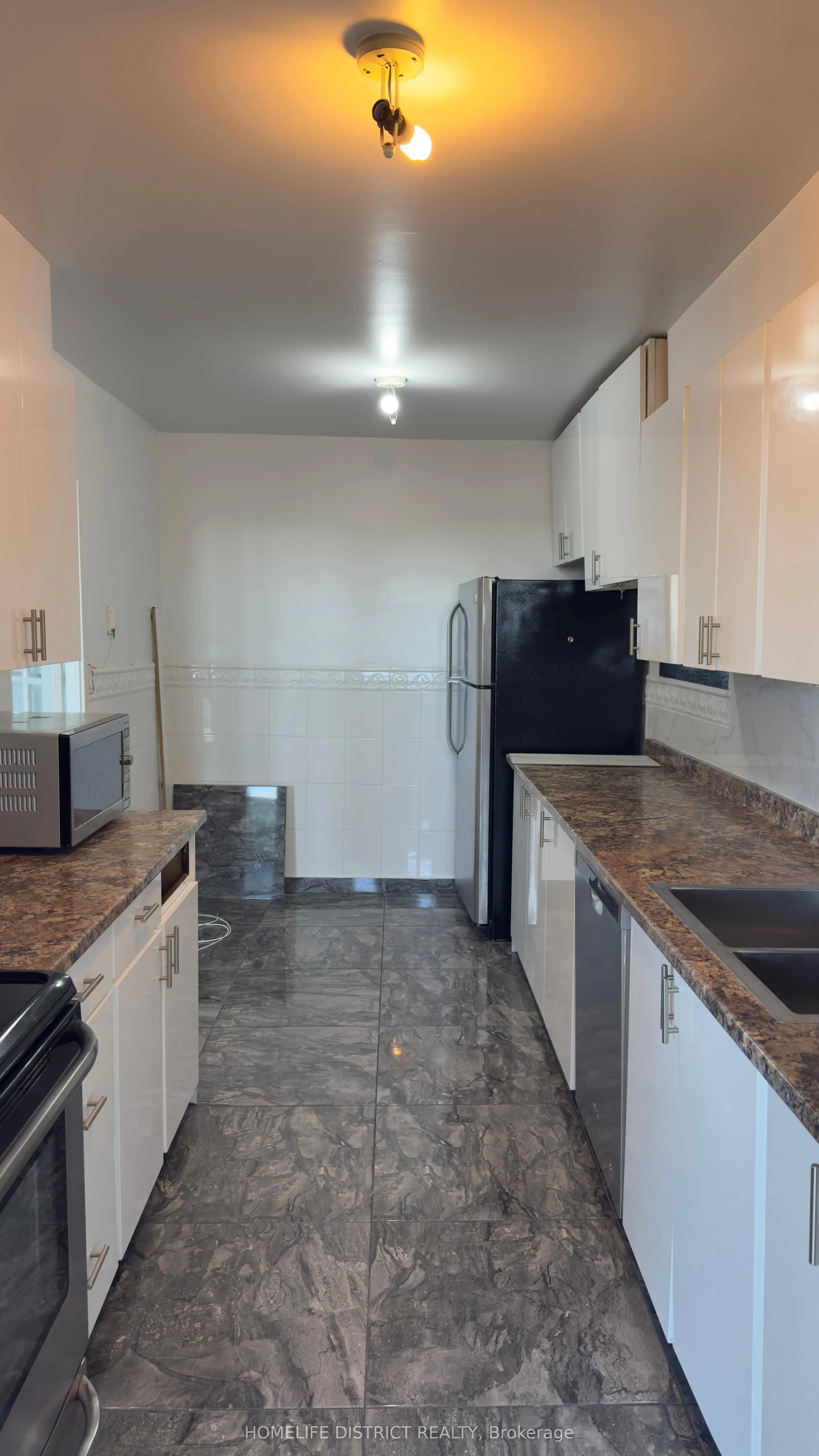 20 Gilder Drive, #1006
