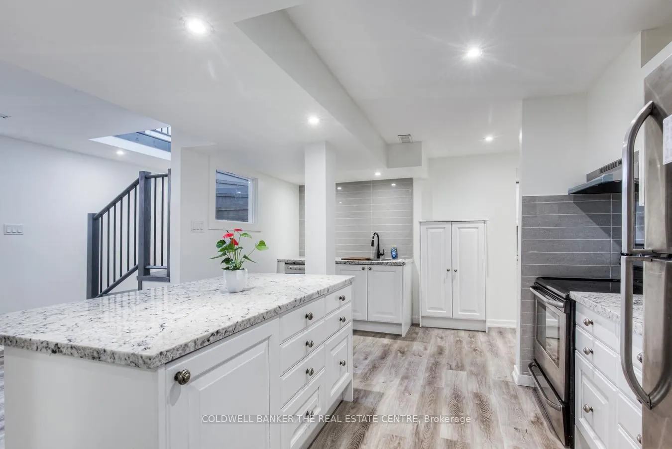 LOWER - 562 Winette Road