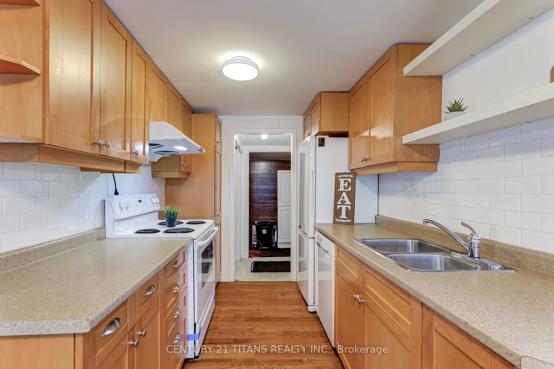 130 West Beach Road