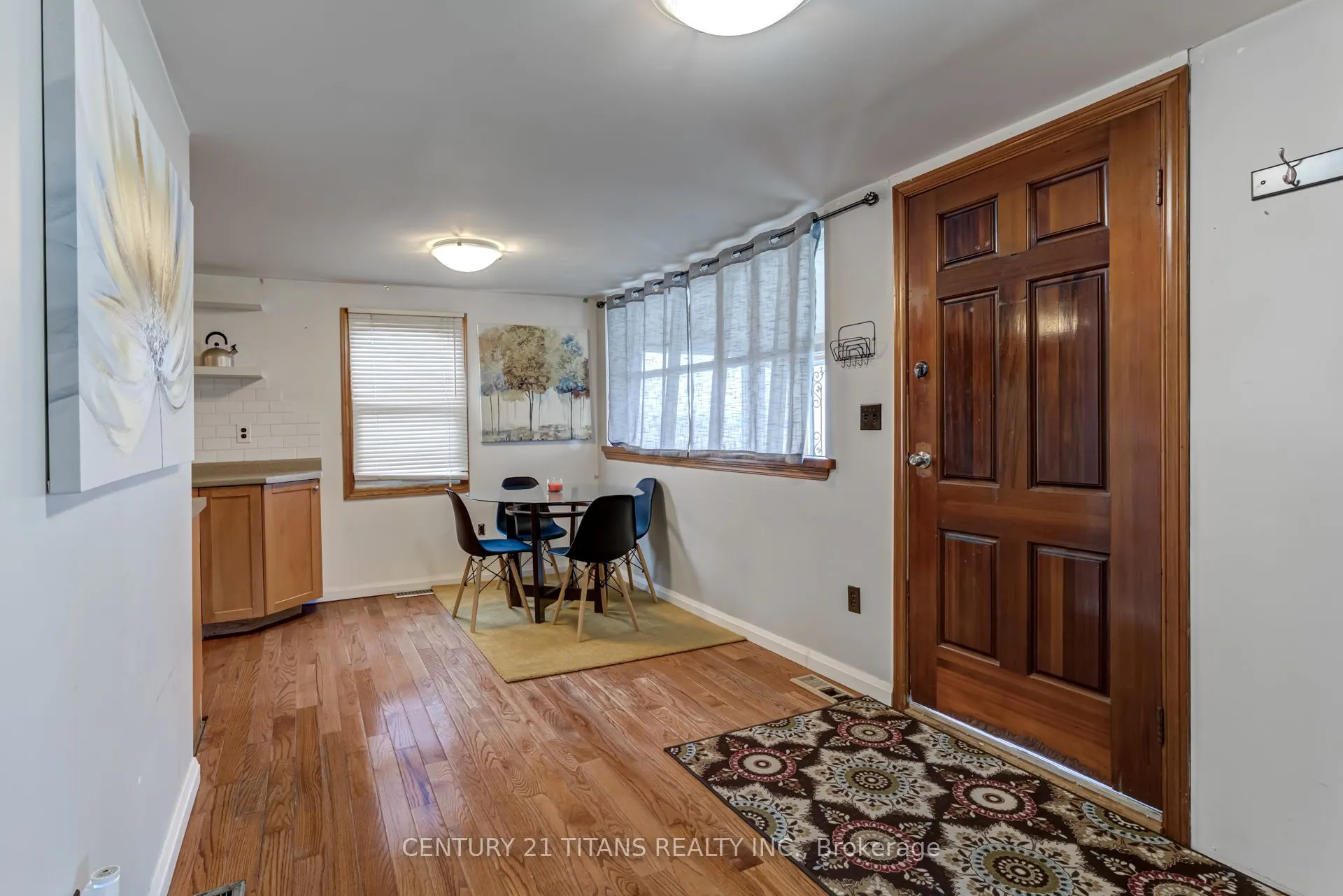 130 West Beach Road