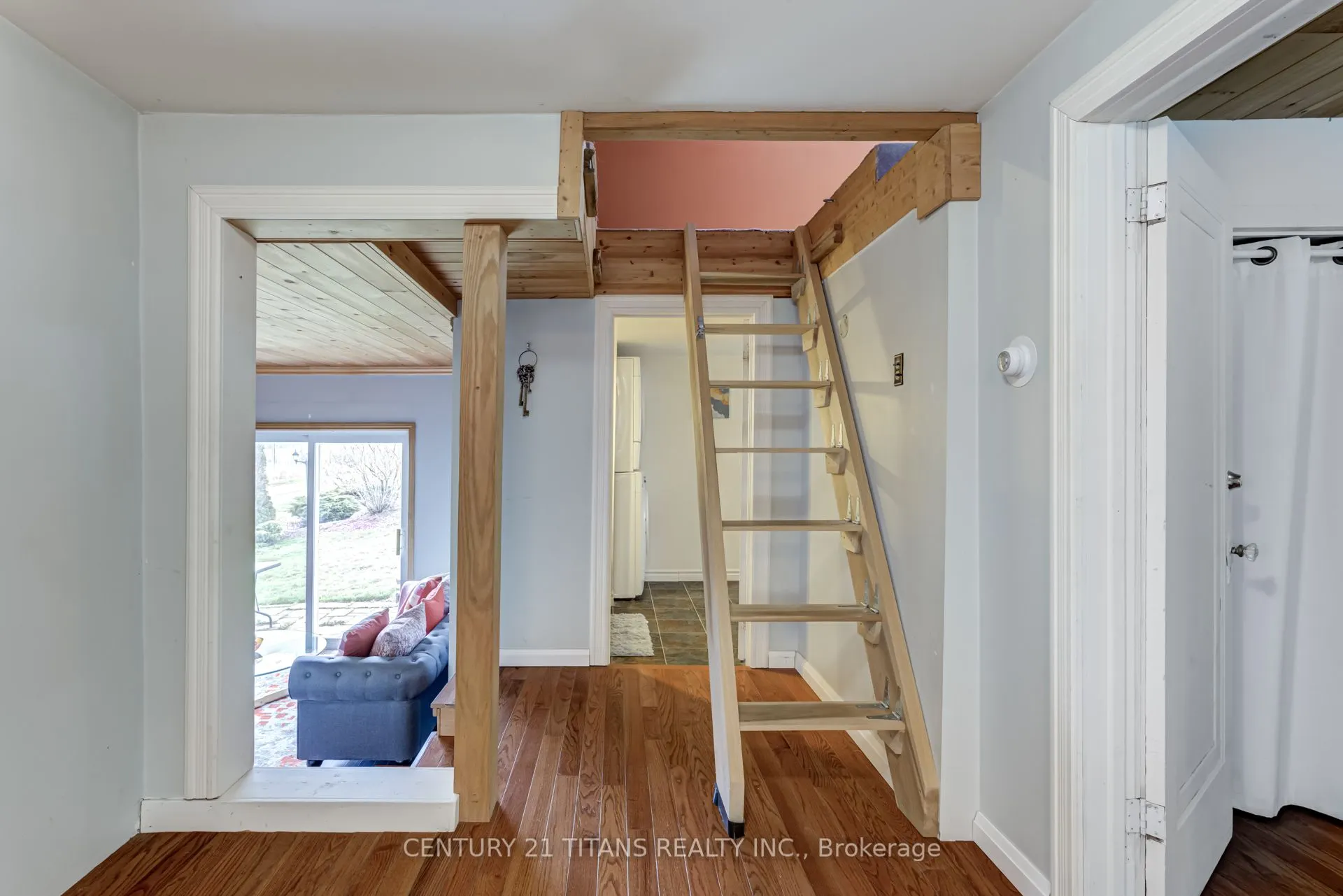 130 West Beach Road