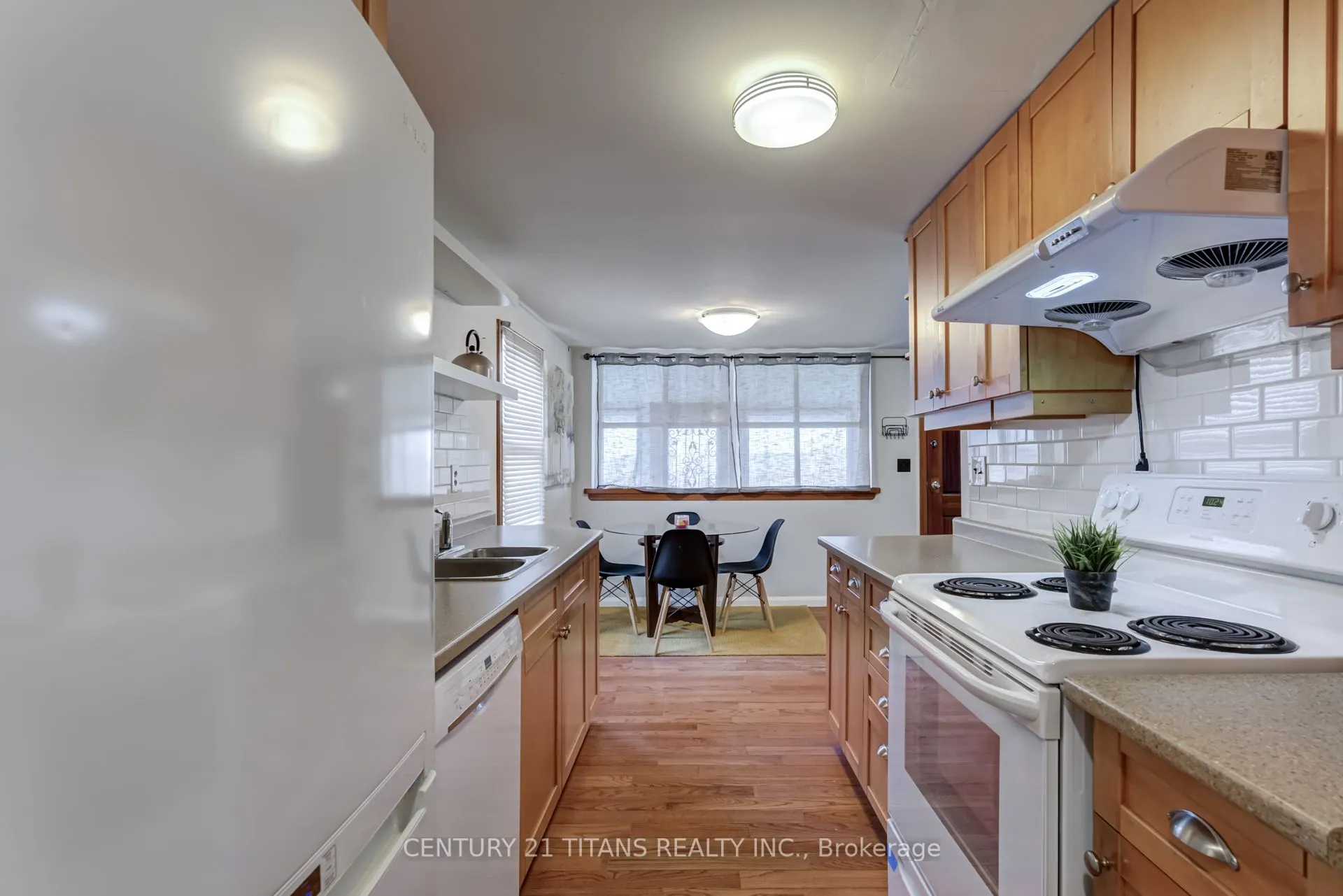 130 West Beach Road