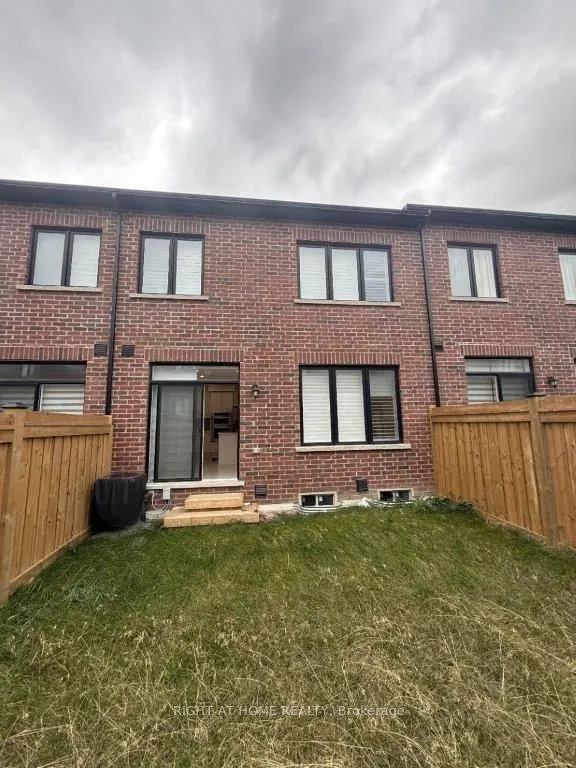 36 Littlewood Drive