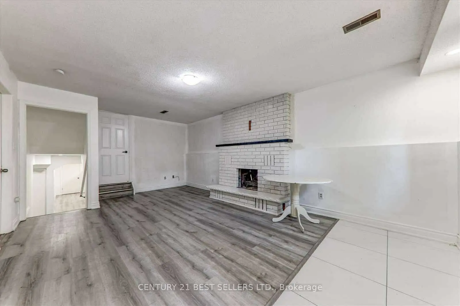 5 Hartsfield Drive