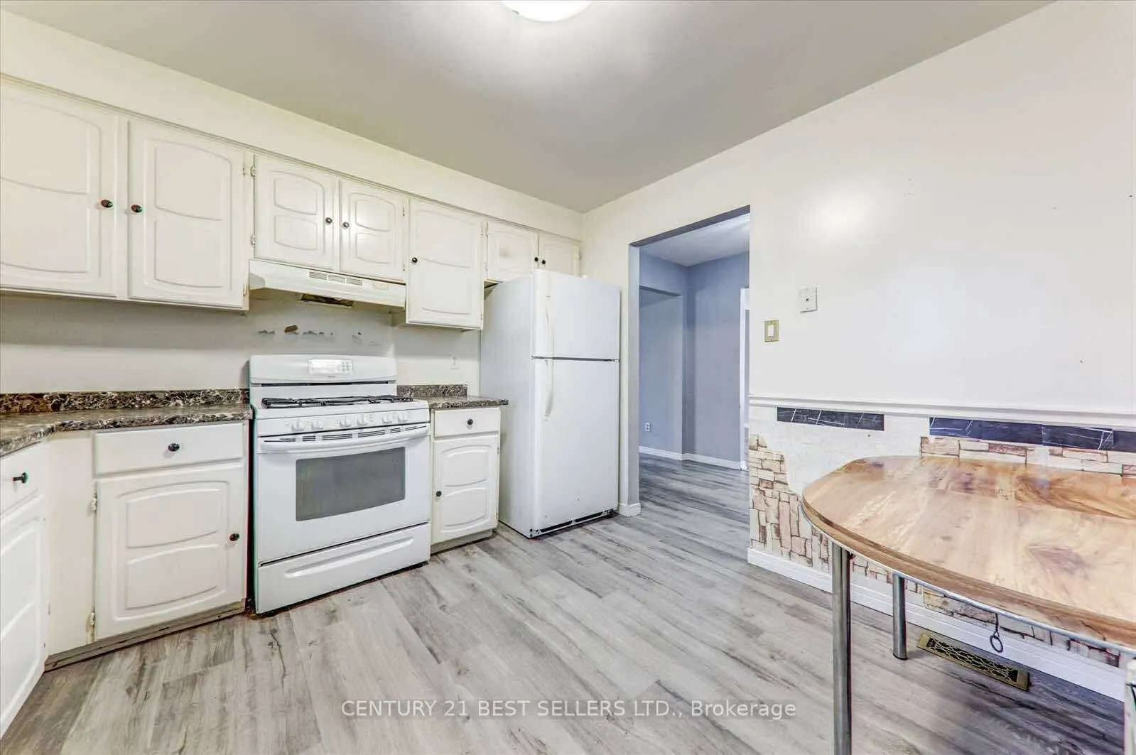 5 Hartsfield Drive