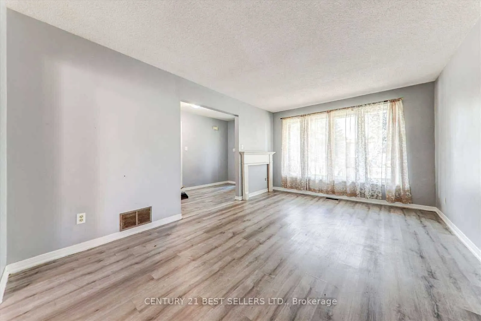 5 Hartsfield Drive