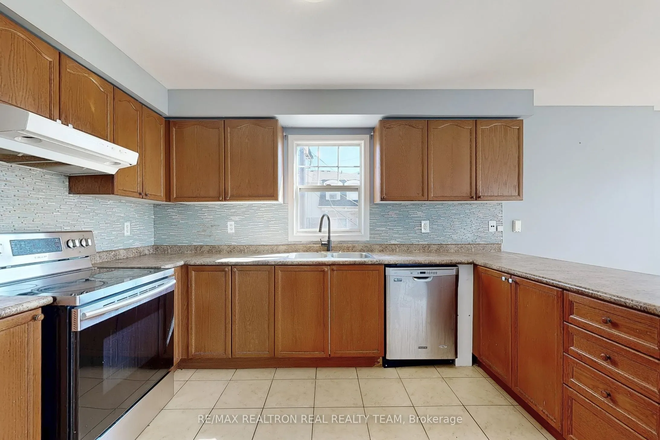 8892 Sheppard Avenue E, #Unit B1