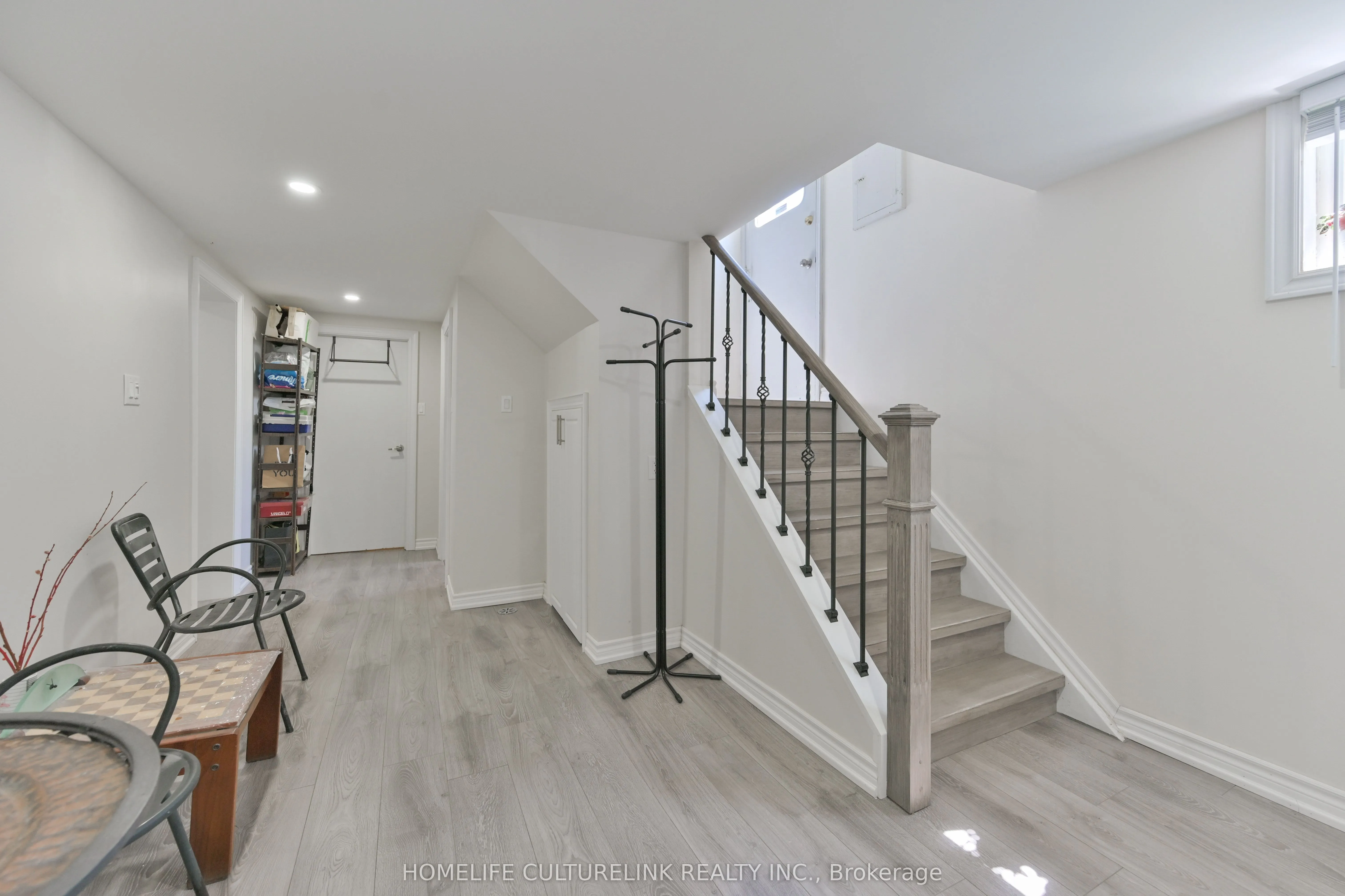 27 Anticosti Drive